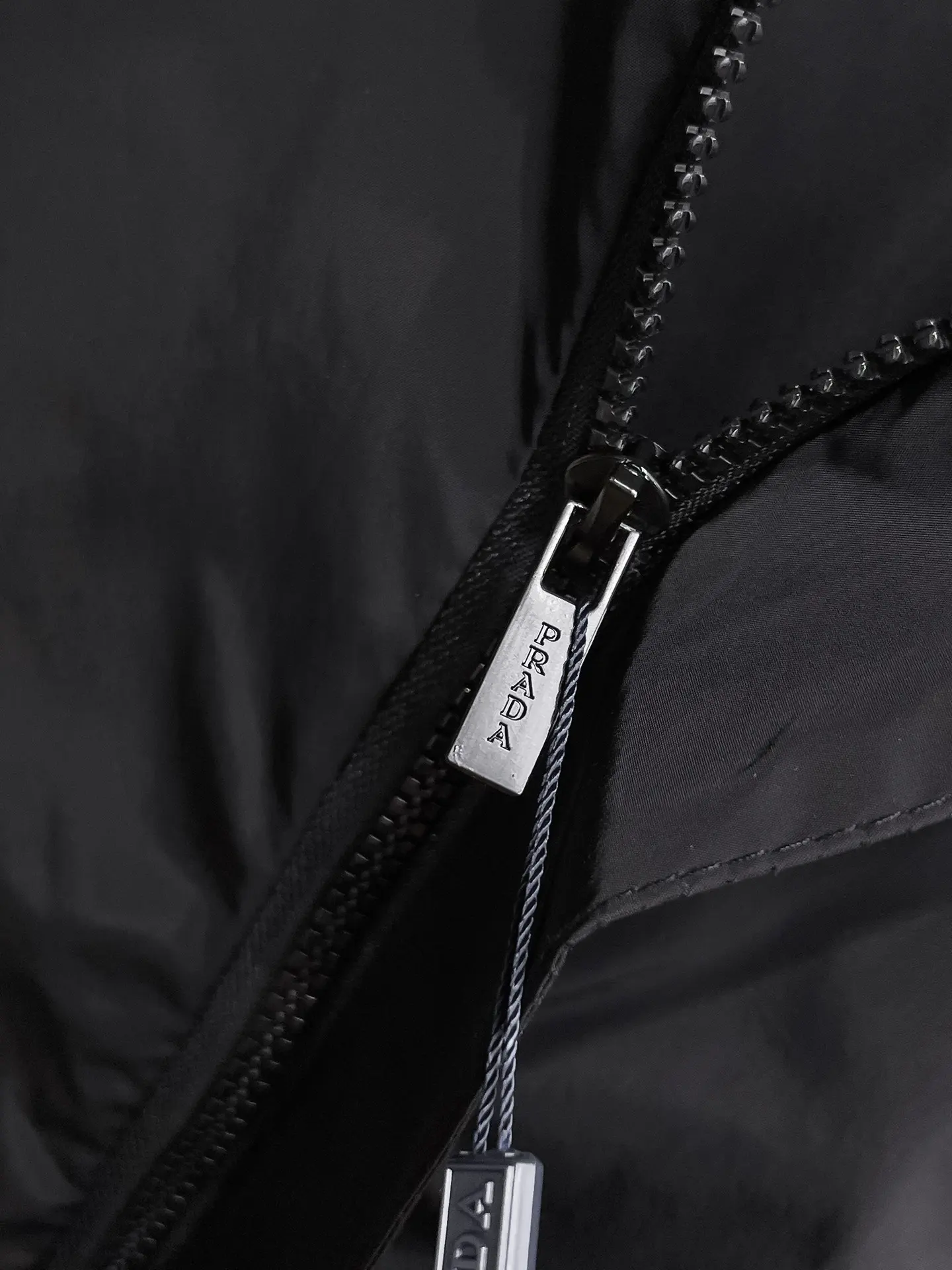 Logo-Appliquéd Hooded Shell Jacket D39014460 — view 6