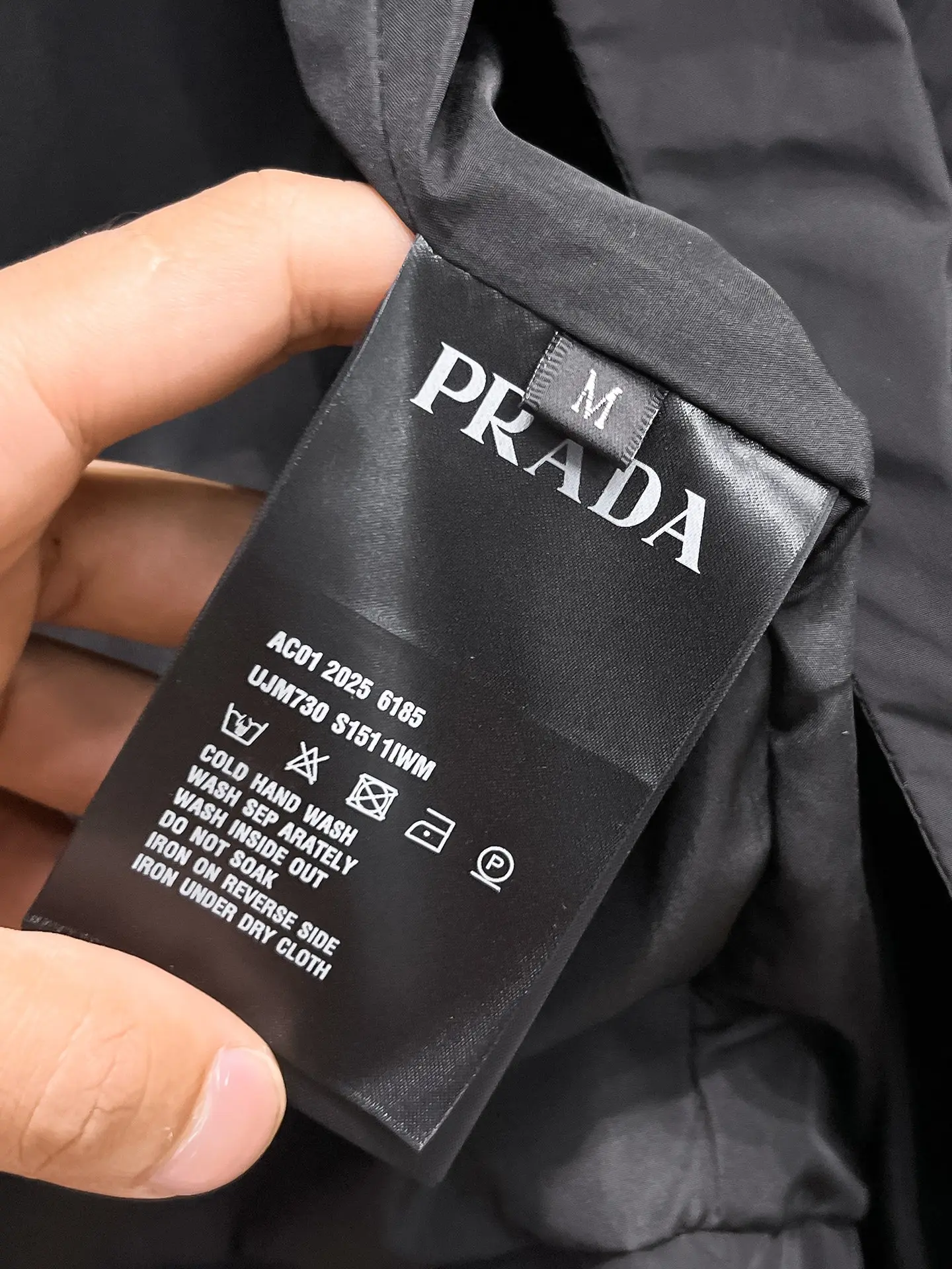 Logo-Appliquéd Hooded Shell Jacket D39014460 — view 12