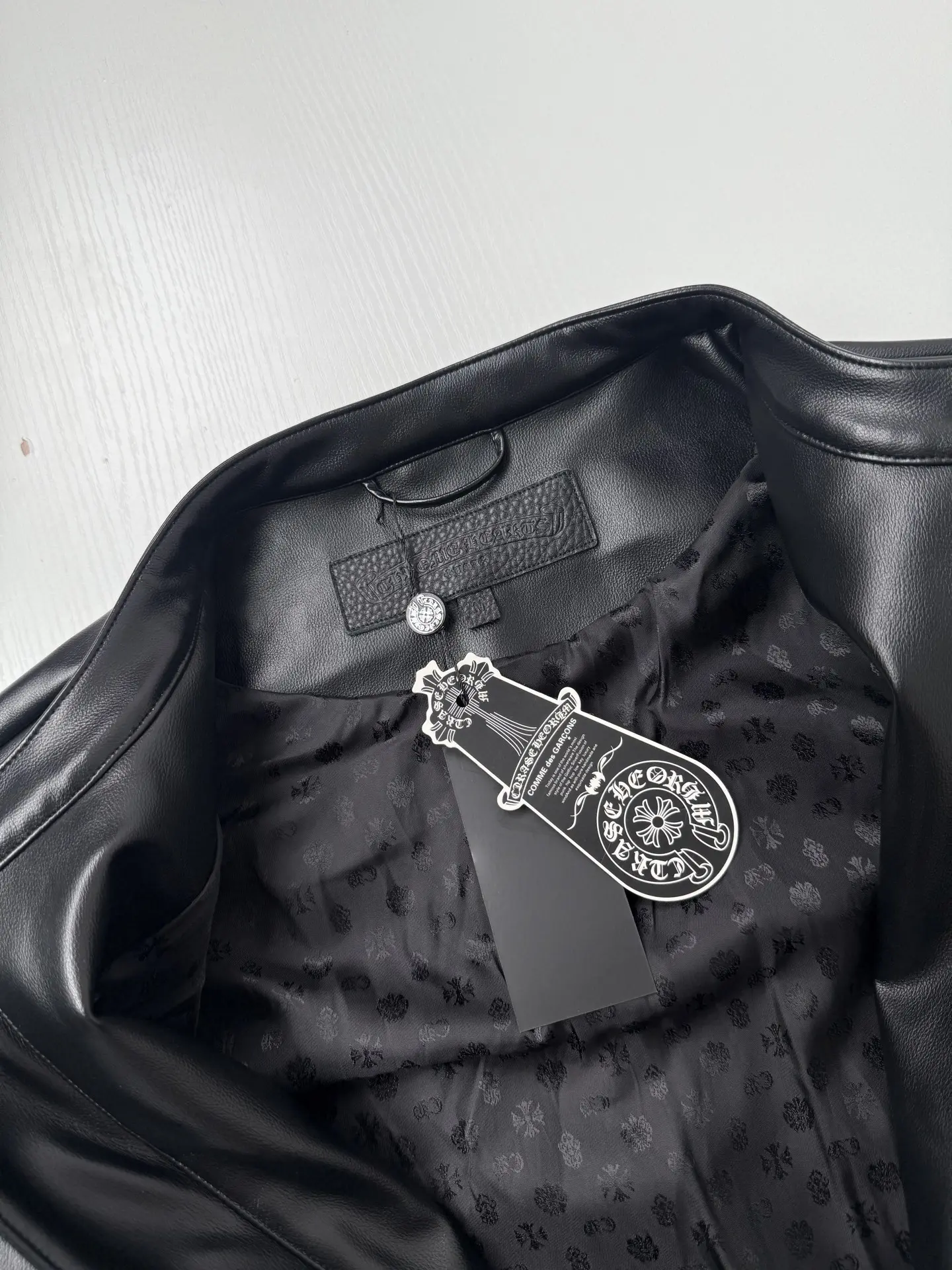 Embroidered Dagger Leather Cafe Racer Jacket D39520679 — view 9