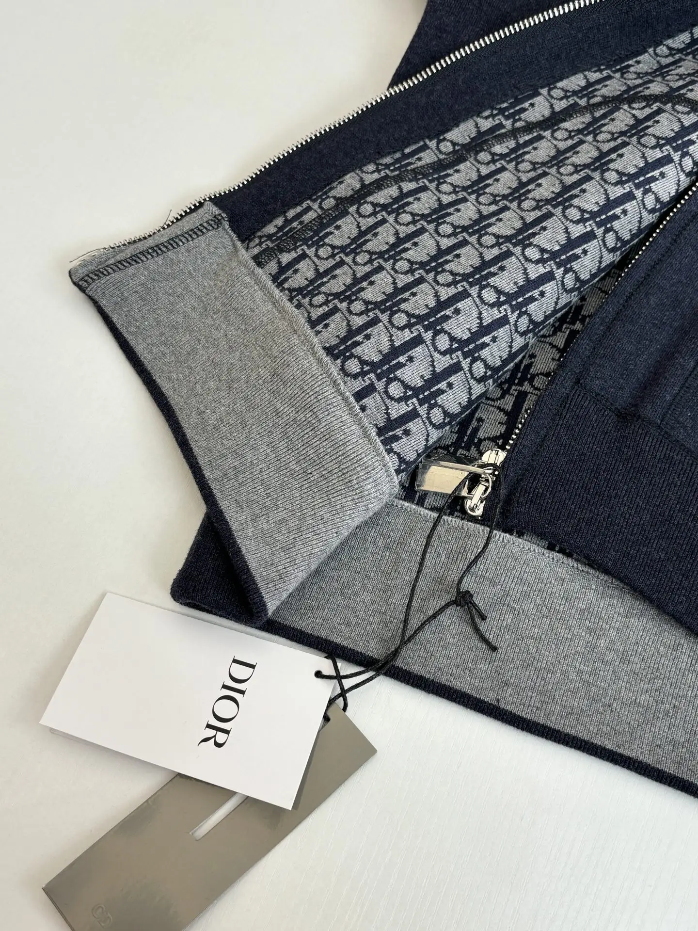 Oblique Jacquard Lined Cotton-Cashmere Zip Hoodie D40020717 — view 10