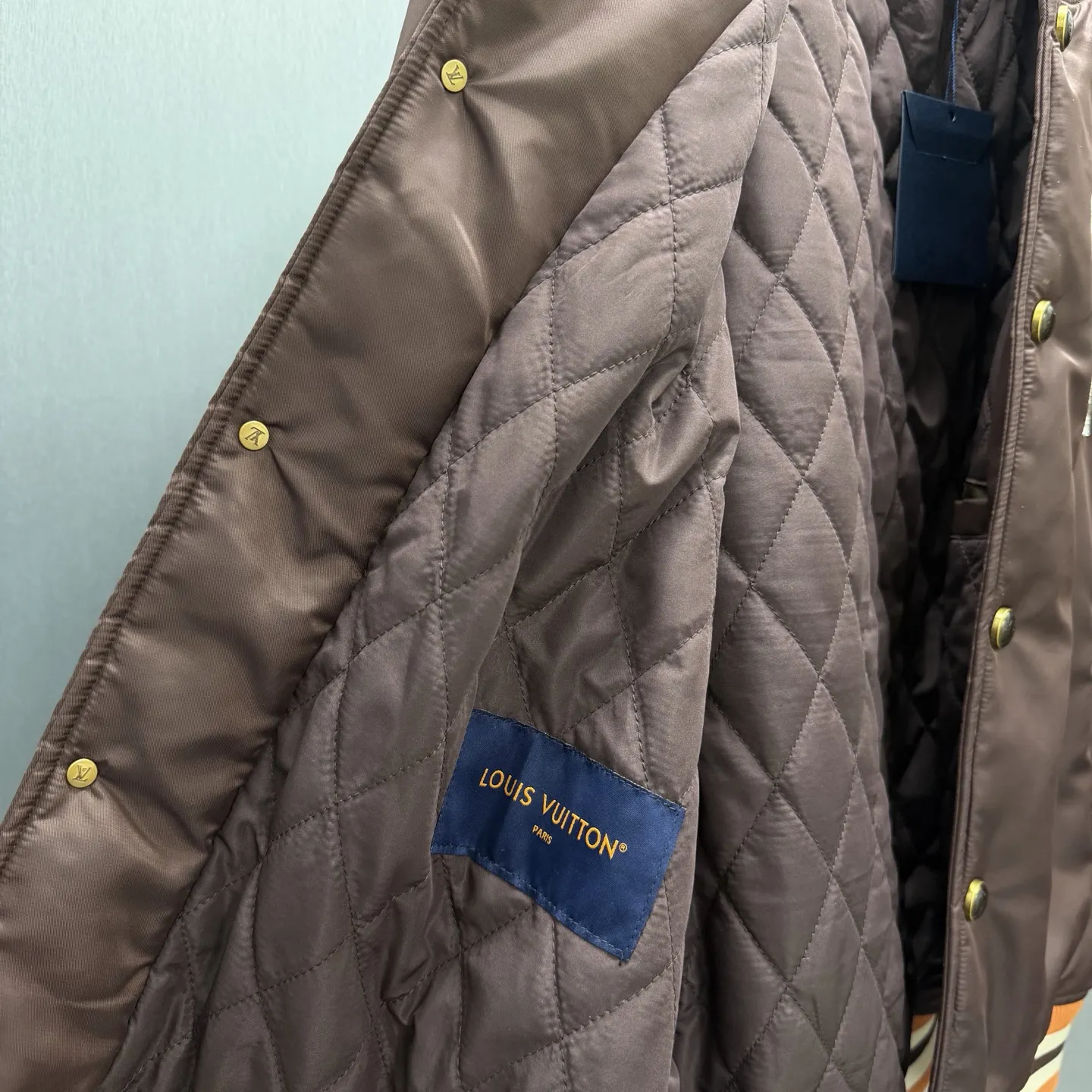 Embroidered Logo Bomber Jacket D40014166 — view 10