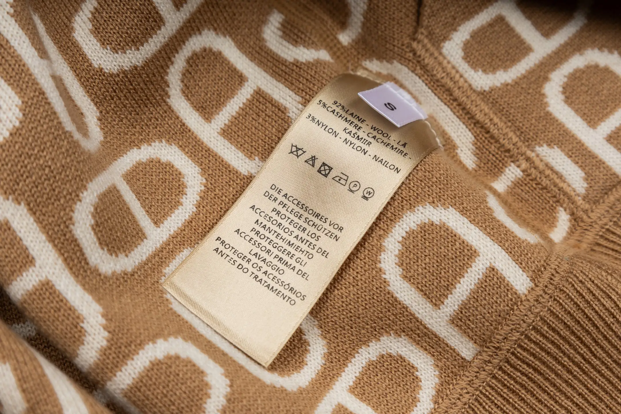 Reversible Chaine d'Ancre Jacquard Cashmere Hoodie D41021042 — view 9