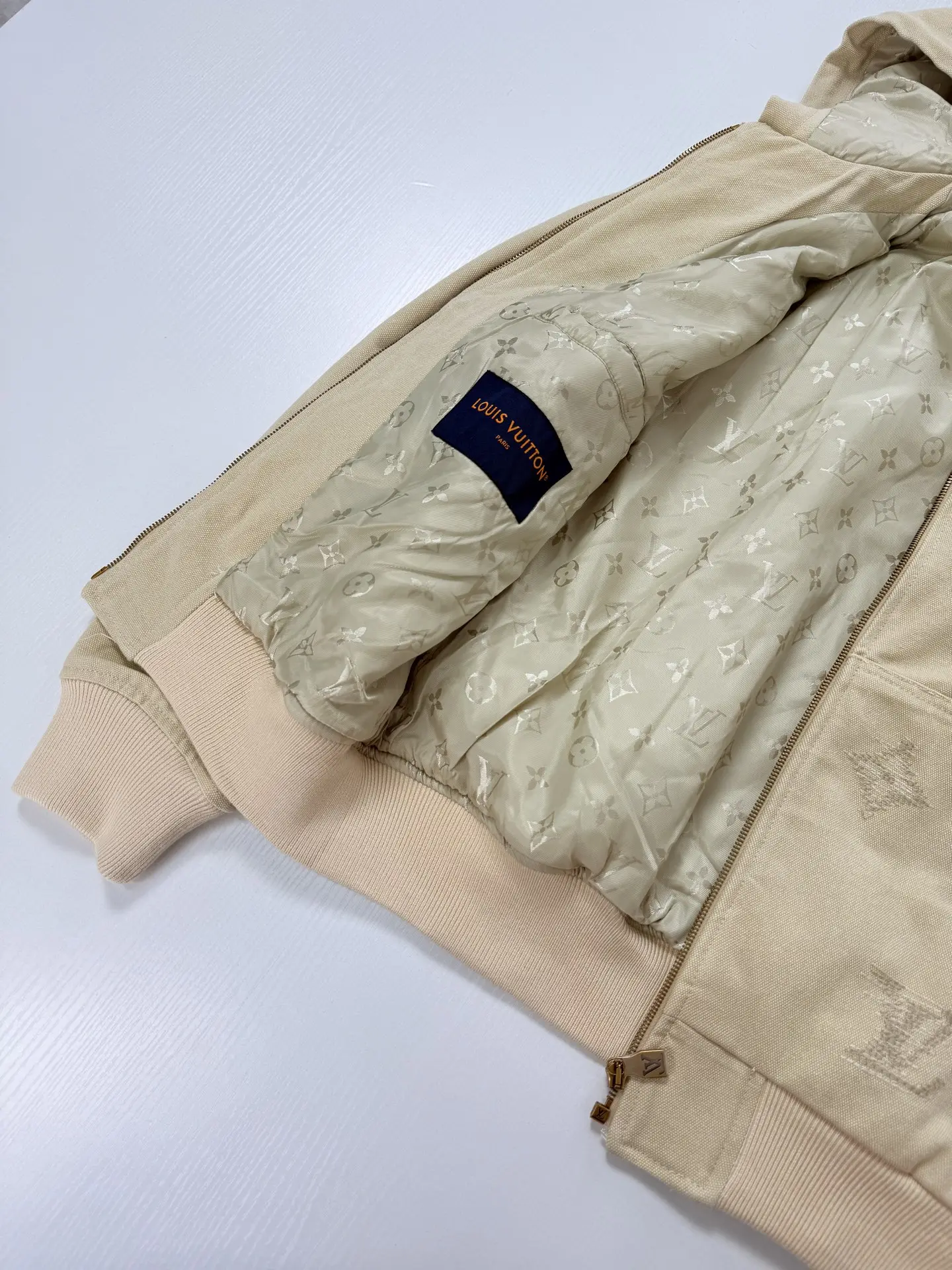 Embroidered Washed Canvas Hooded Jacket D42020724 — view 7