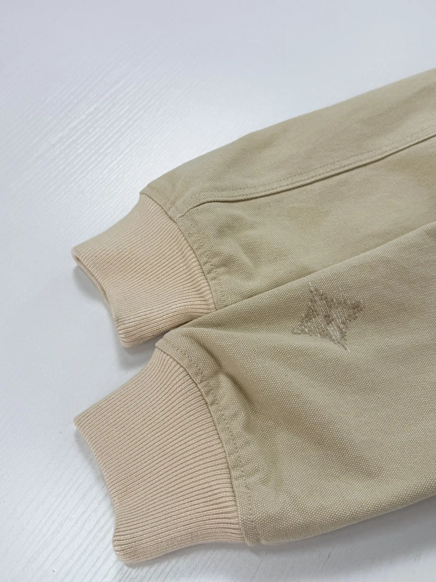 Embroidered Washed Canvas Hooded Jacket D42020724 — view 11