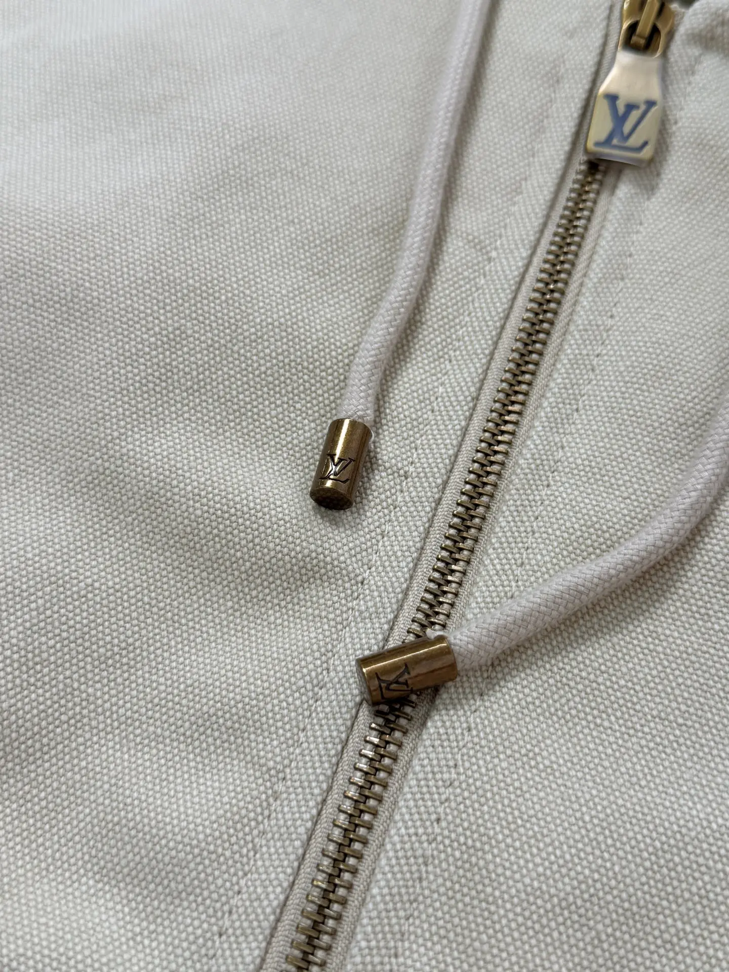 Embroidered Washed Canvas Hooded Jacket D42020724 — view 14