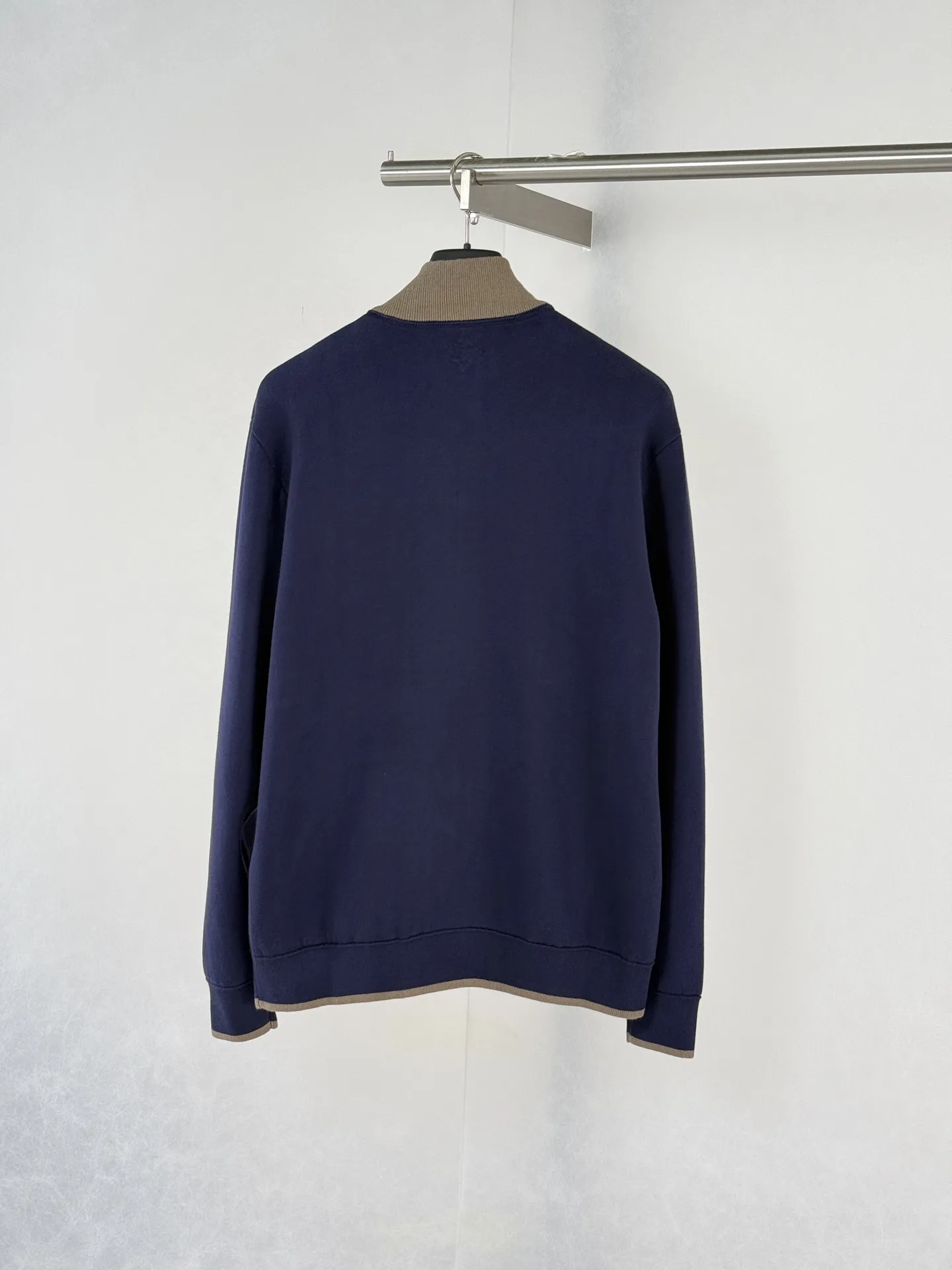Contrast Ribbed Knit Zip-Up Jacket D42020732 — view 2
