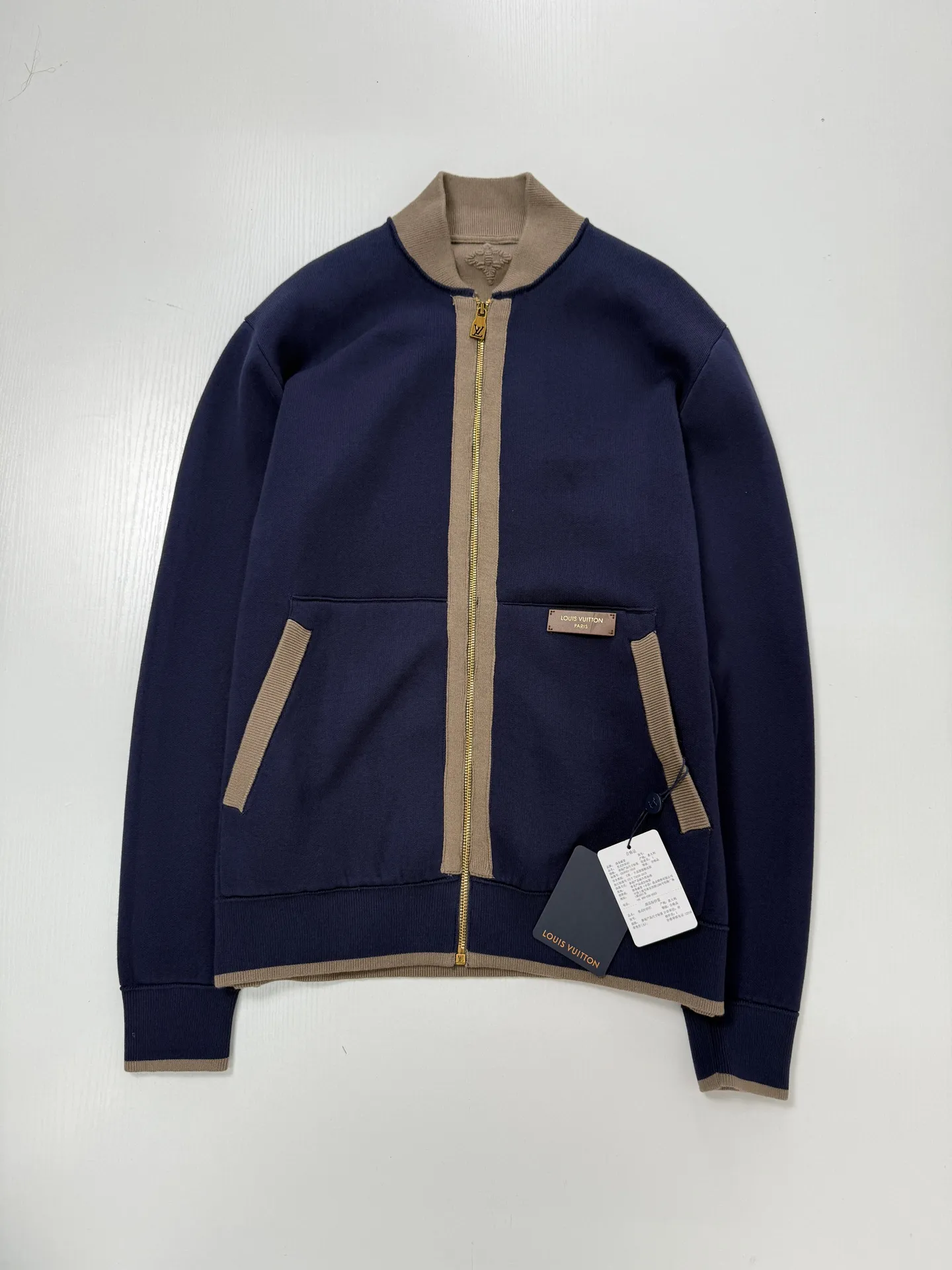 Contrast Ribbed Knit Zip-Up Jacket D42020732 — view 3