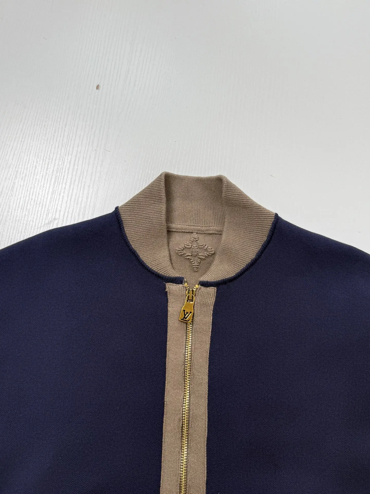 Contrast Ribbed Knit Zip-Up Jacket D42020732 — view 4