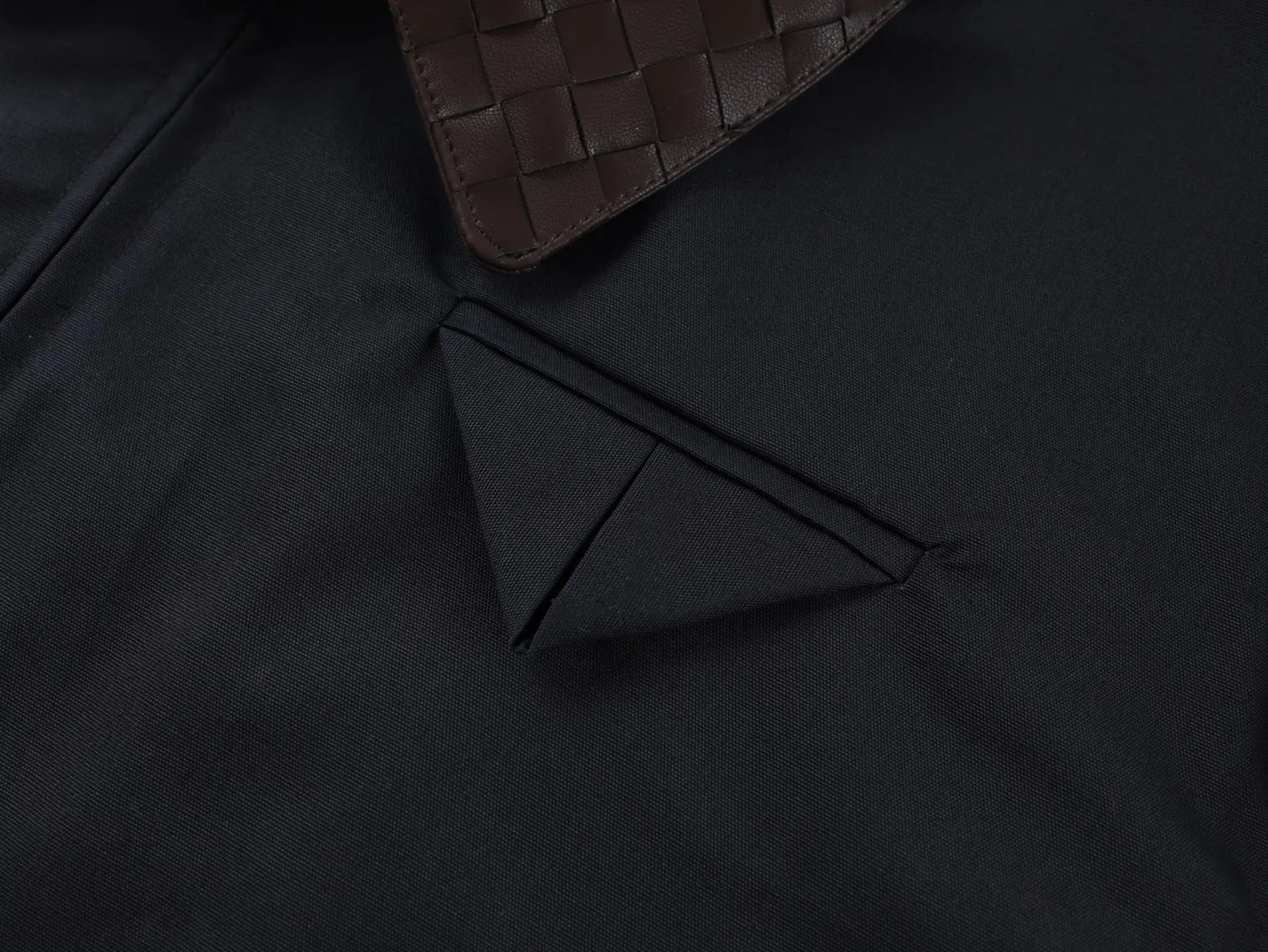 Intrecciato Leather Collar Zip-Up Jacket D43021105 — view 6