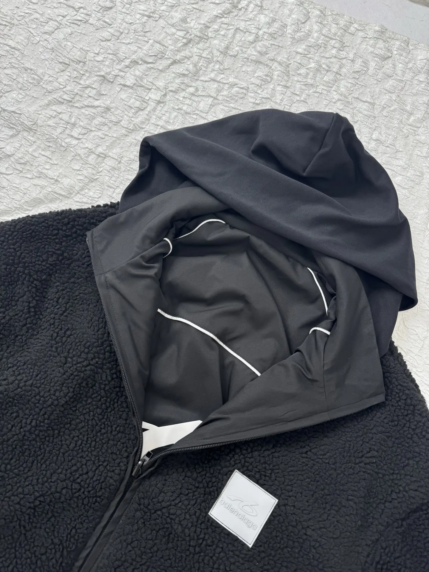 Reversible Reflective Fleece Hooded Jacket D43019192 — view 8