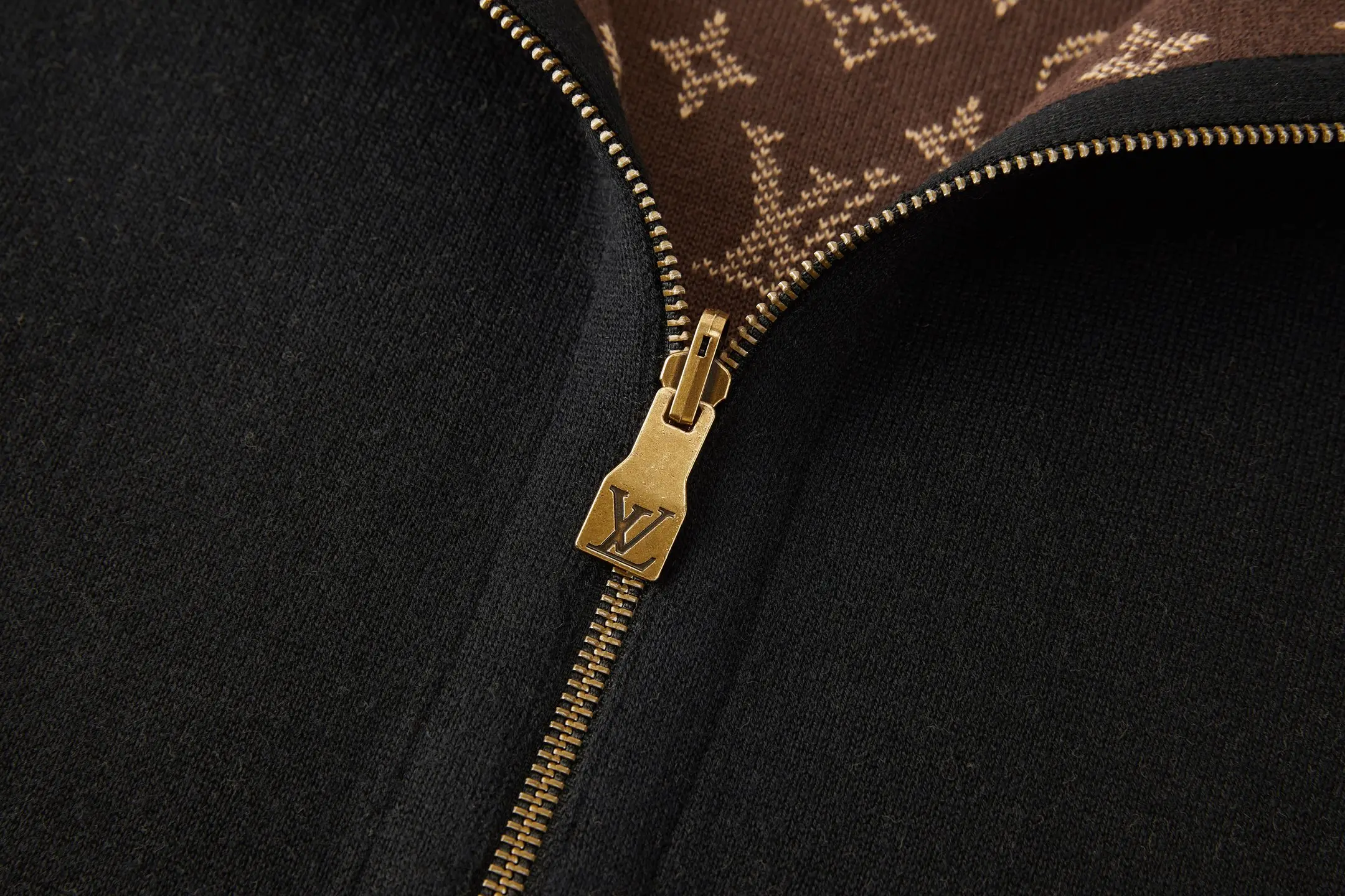 Reversible Monogram Jacquard Knit Zip-Up Hoodie D45019226 — view 4