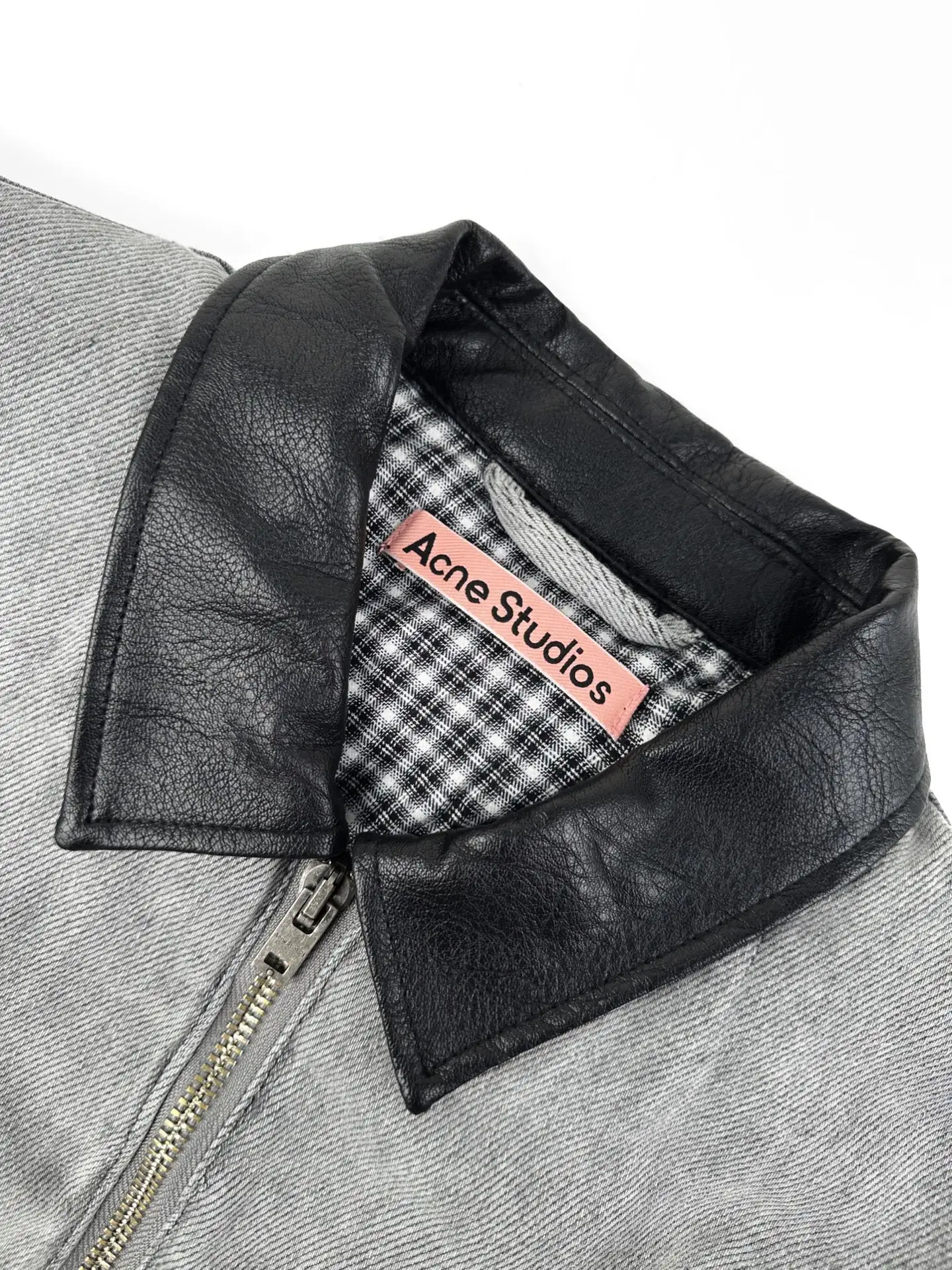 Leather-Trimmed Distressed Denim Work Jacket D50019220 — view 3