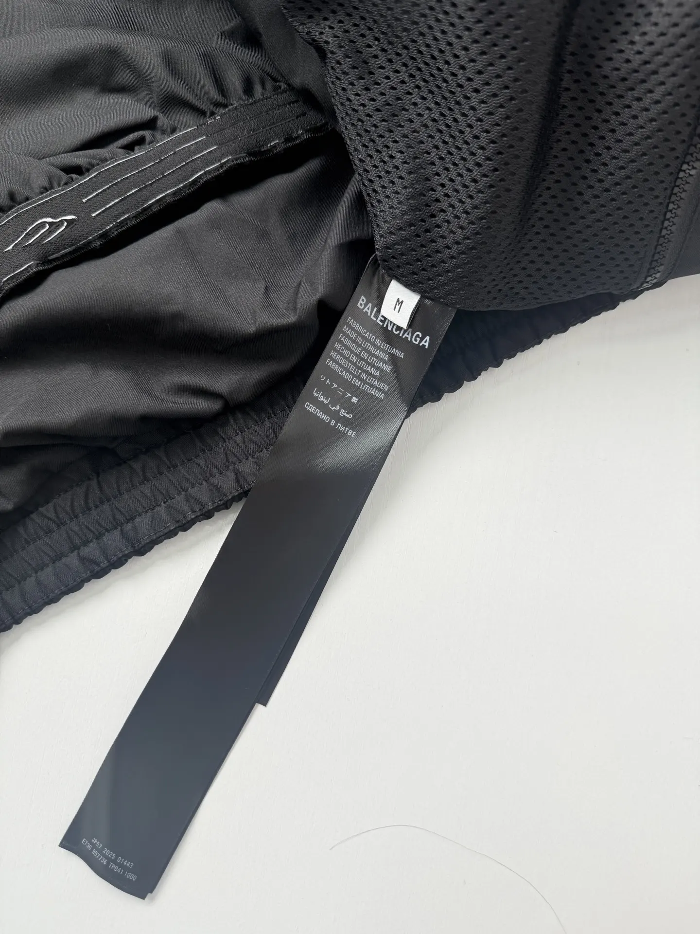 Reflective Logo Hooded Puffer Jacket D51020699 — view 14