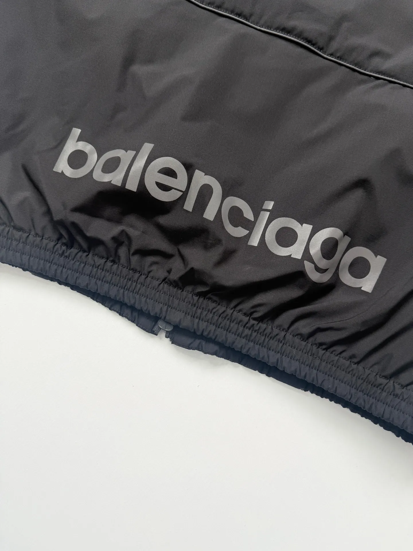 Reflective Logo Hooded Puffer Jacket D51020699 — view 17