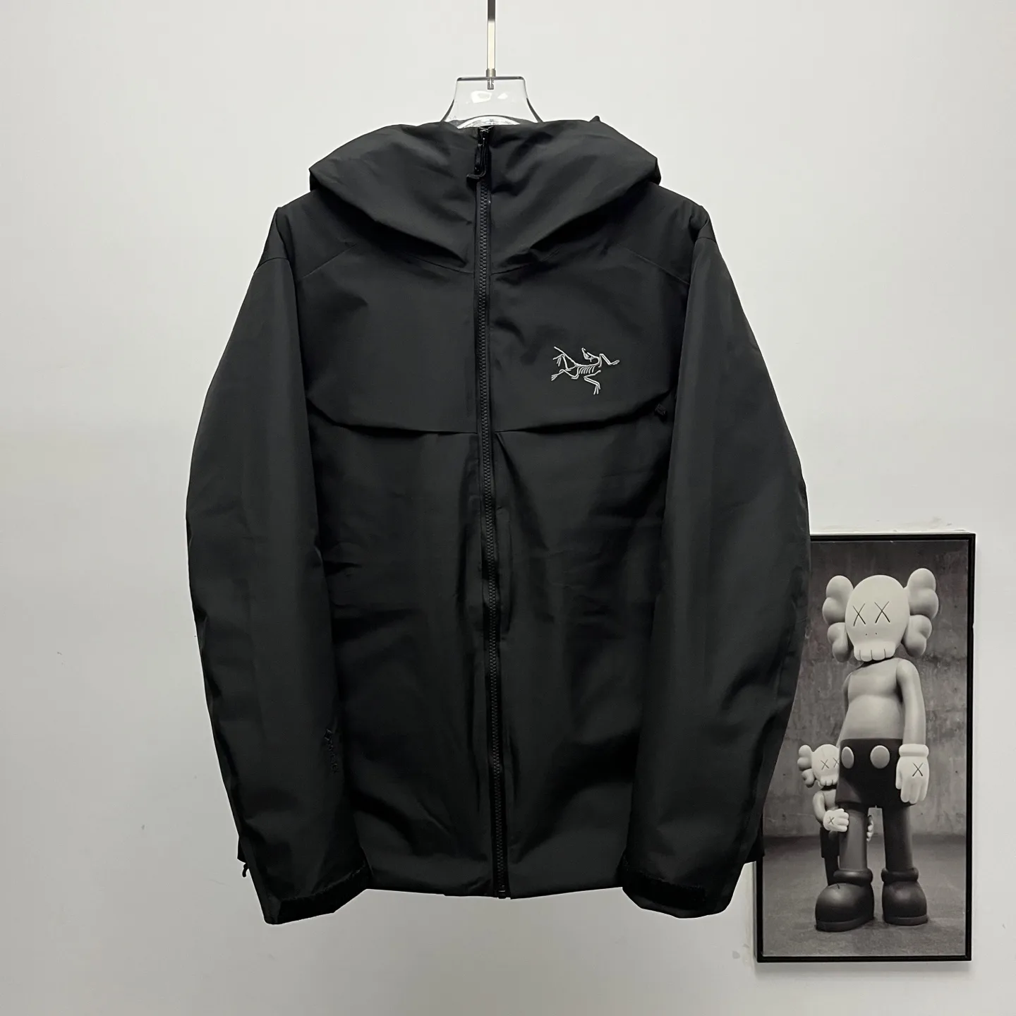 Macai Hooded Down-Filled Ski Jacket D51019025