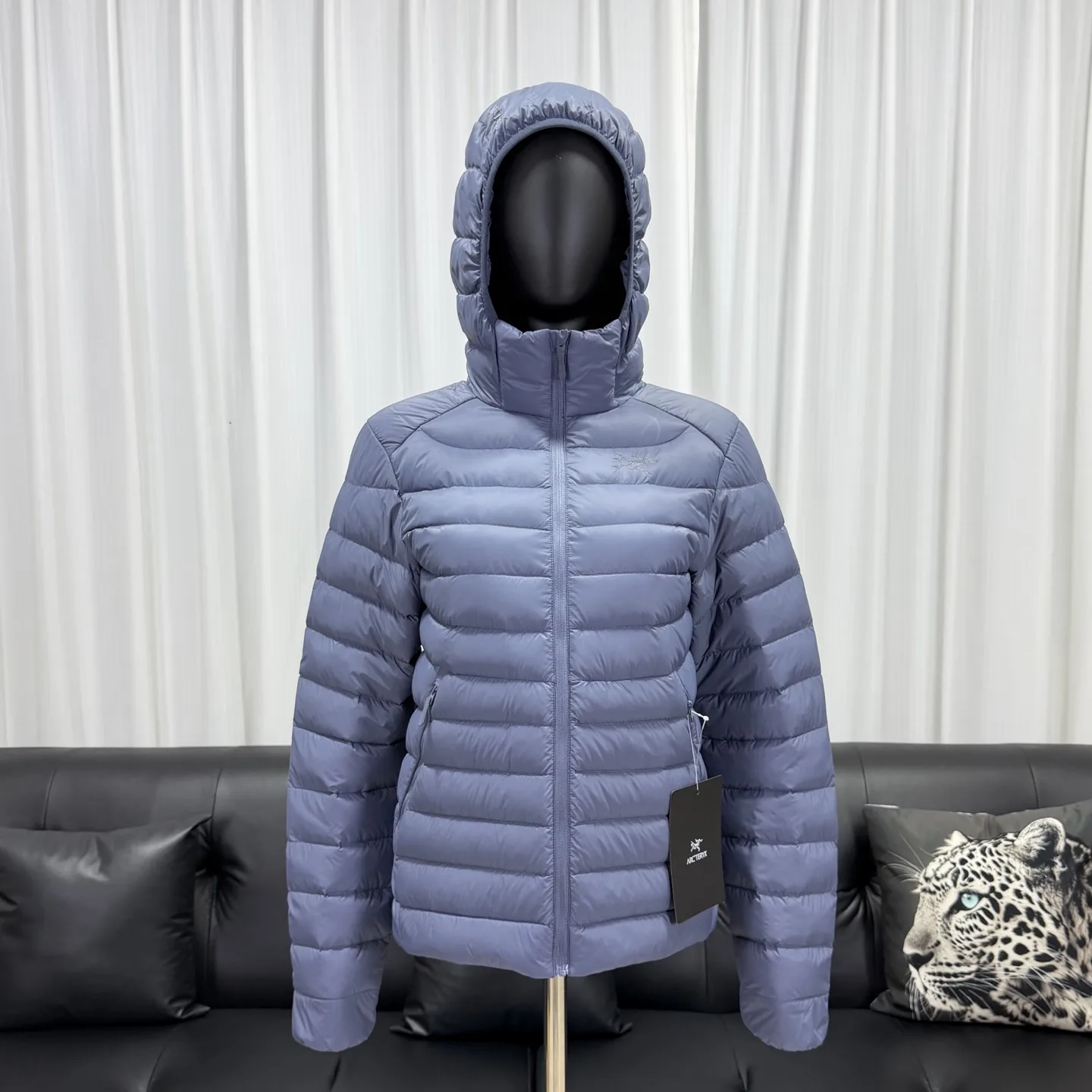 Cerium Hooded Down Puffer Jacket D53019030