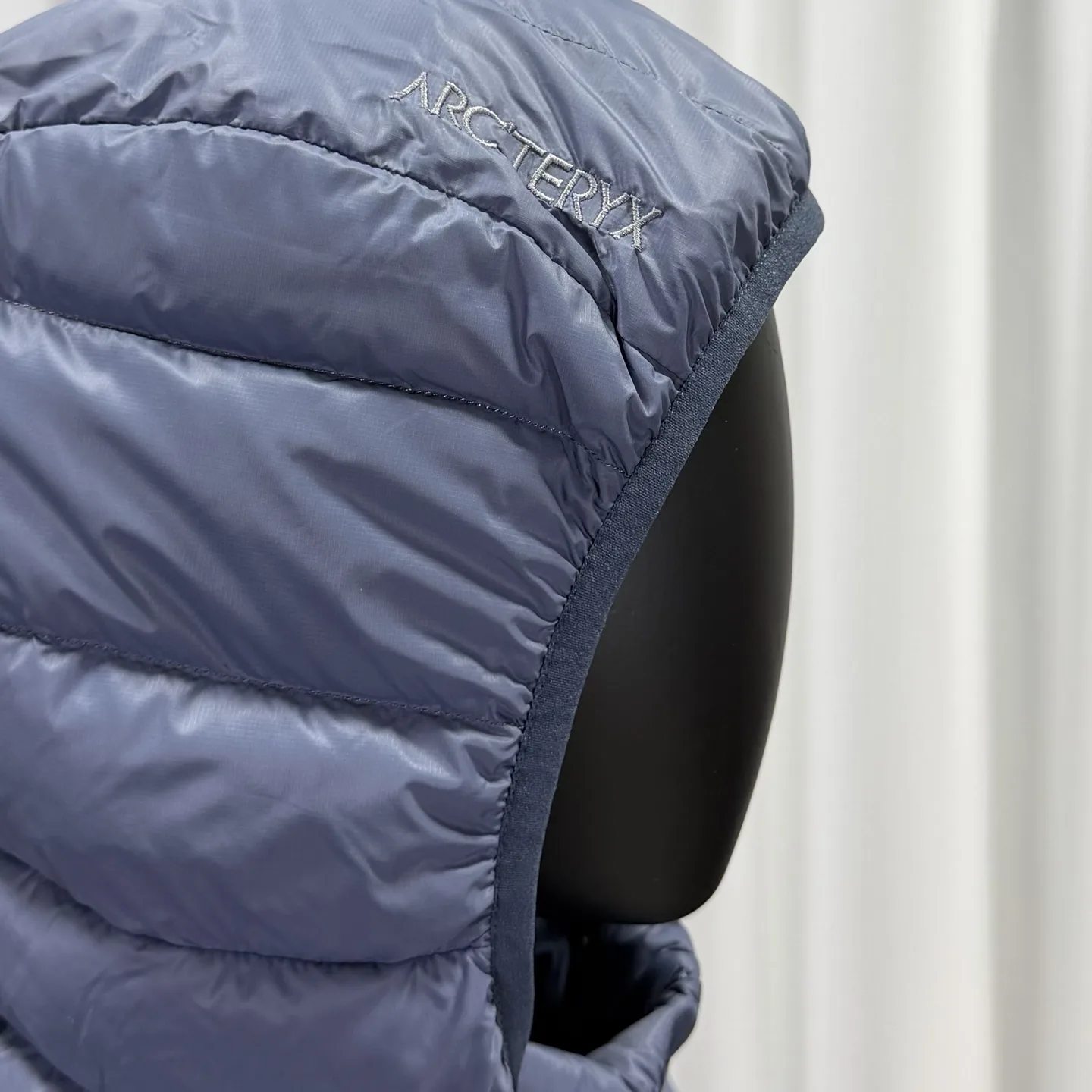 Cerium Hooded Down Puffer Jacket D53019030 — view 7