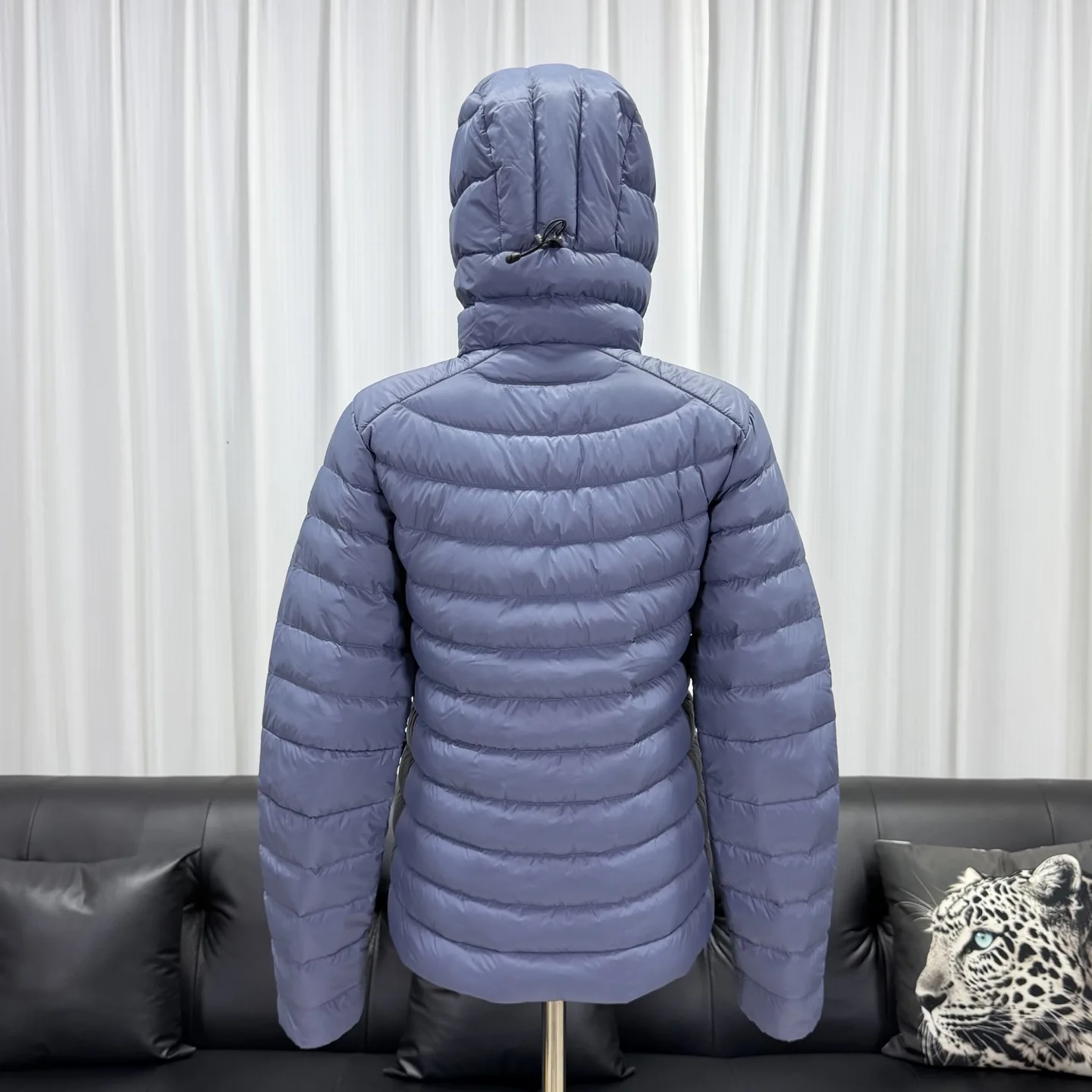 Cerium Hooded Down Puffer Jacket D53019030 — view 9