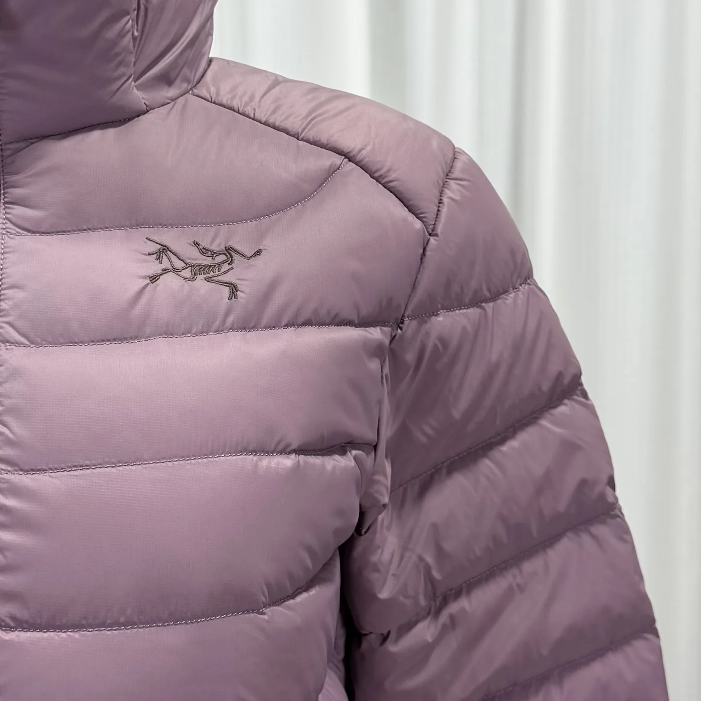 Cerium Hooded Down-Filled Puffer Jacket D53019031 — view 4