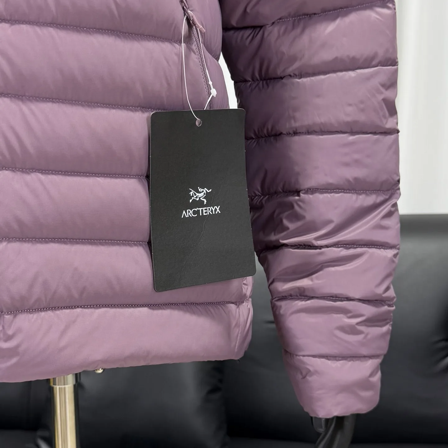 Cerium Hooded Down-Filled Puffer Jacket D53019031 — view 6