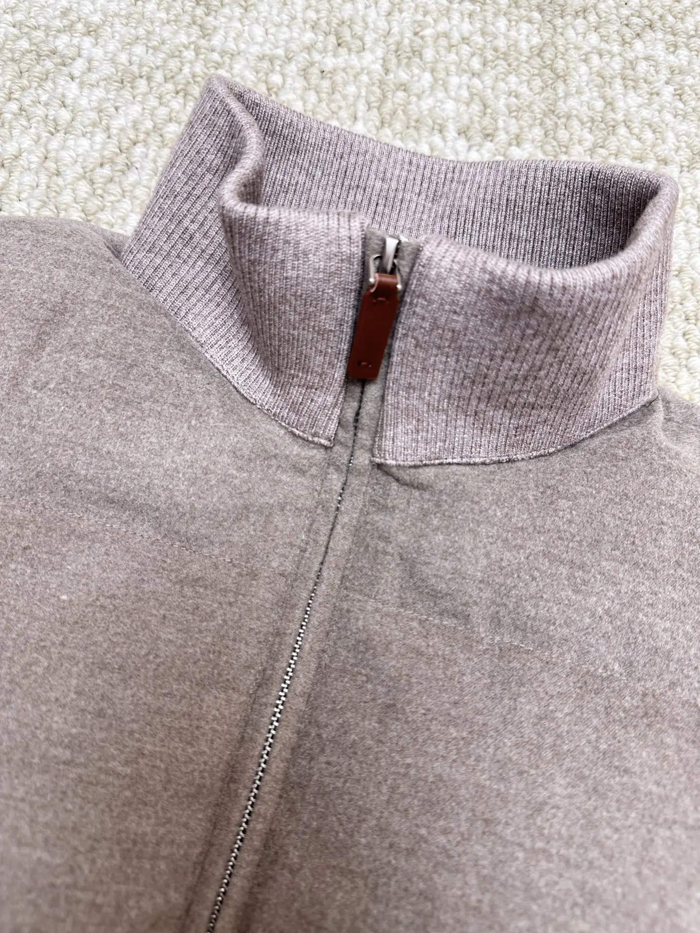 Mixed-Media Down-Filled Puffer Jacket D54019100 — view 3