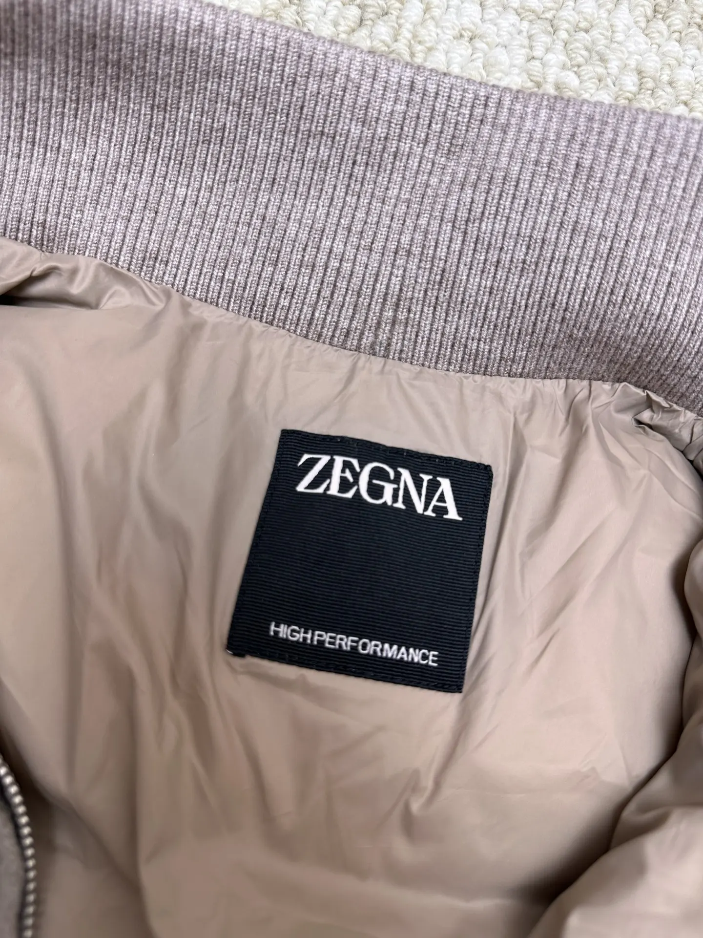 Mixed-Media Down-Filled Puffer Jacket D54019100 — view 7