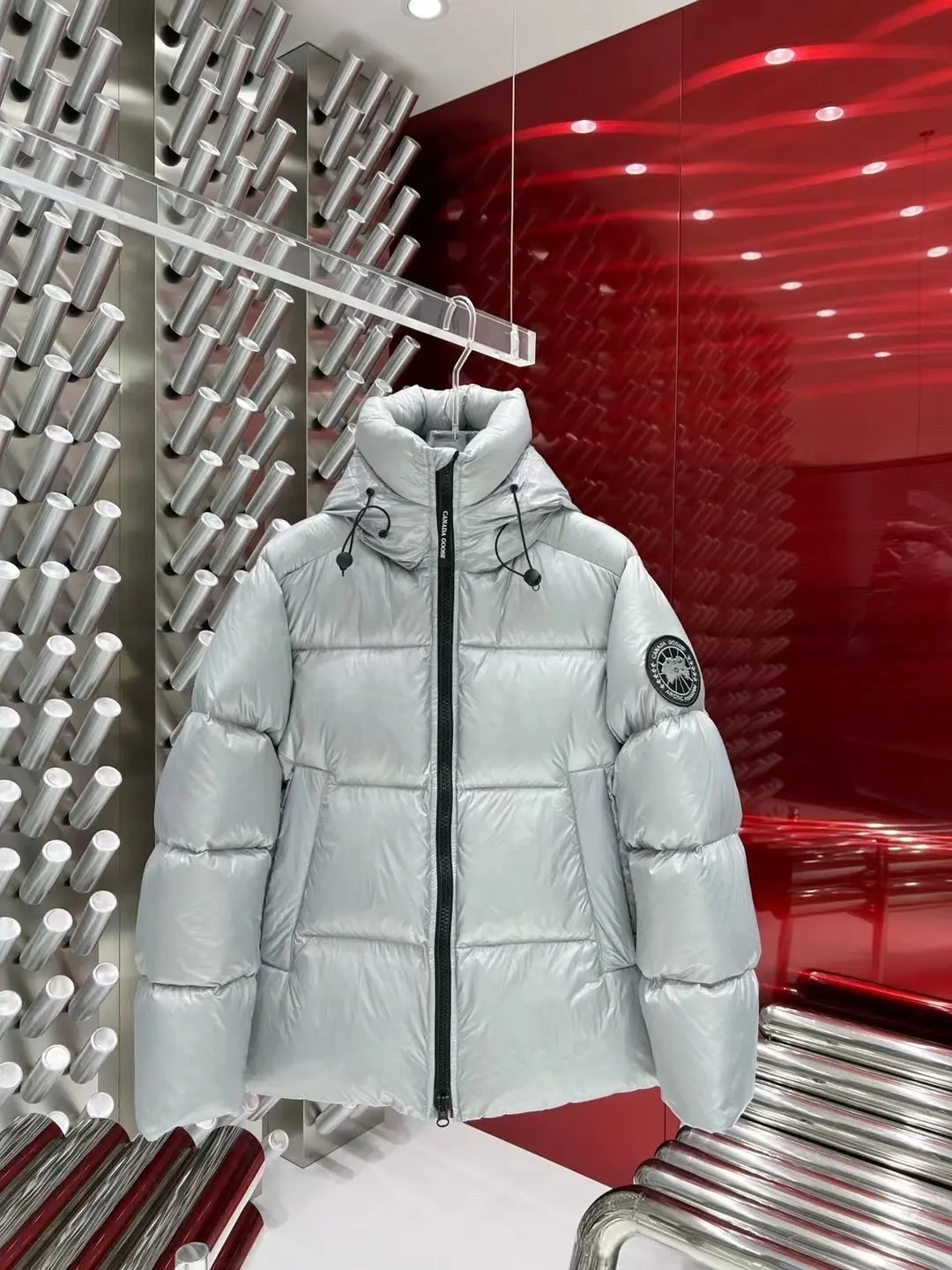 Crofton Hooded Down Puffer Jacket D54020957