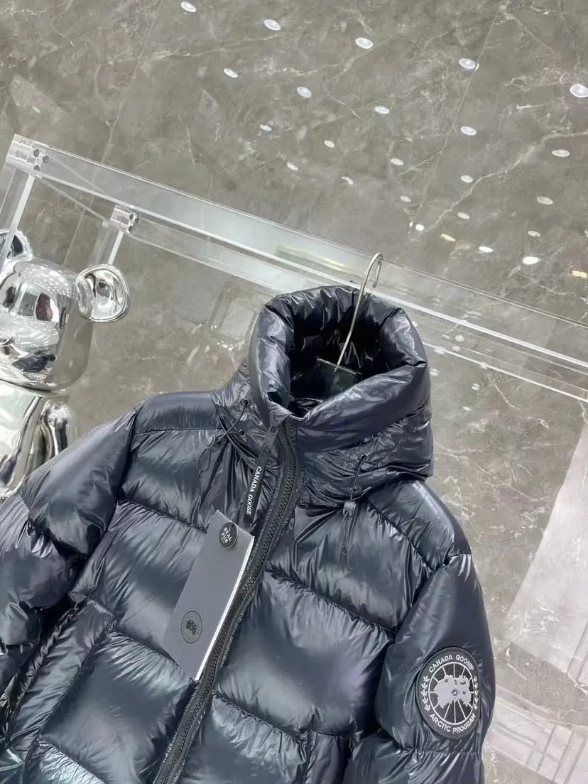 Crofton Black Label Hooded Puffer Jacket D54020958 — view 2