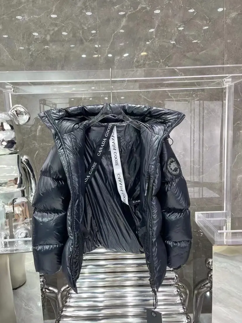 Crofton Black Label Hooded Puffer Jacket D54020958 — view 9