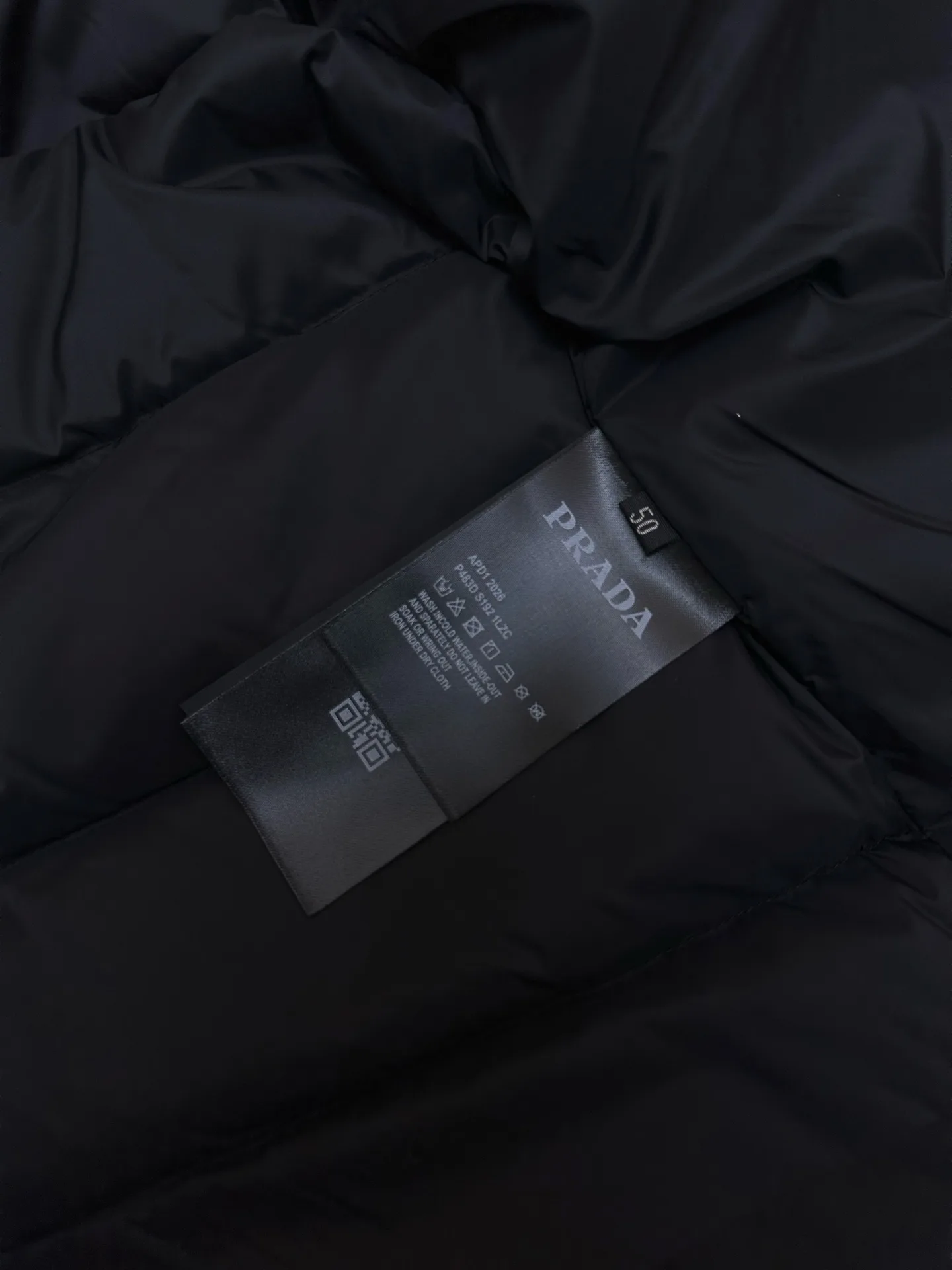 Logo-Patch Quilted Down Jacket with Ribbed Collar D56019209 — view 7