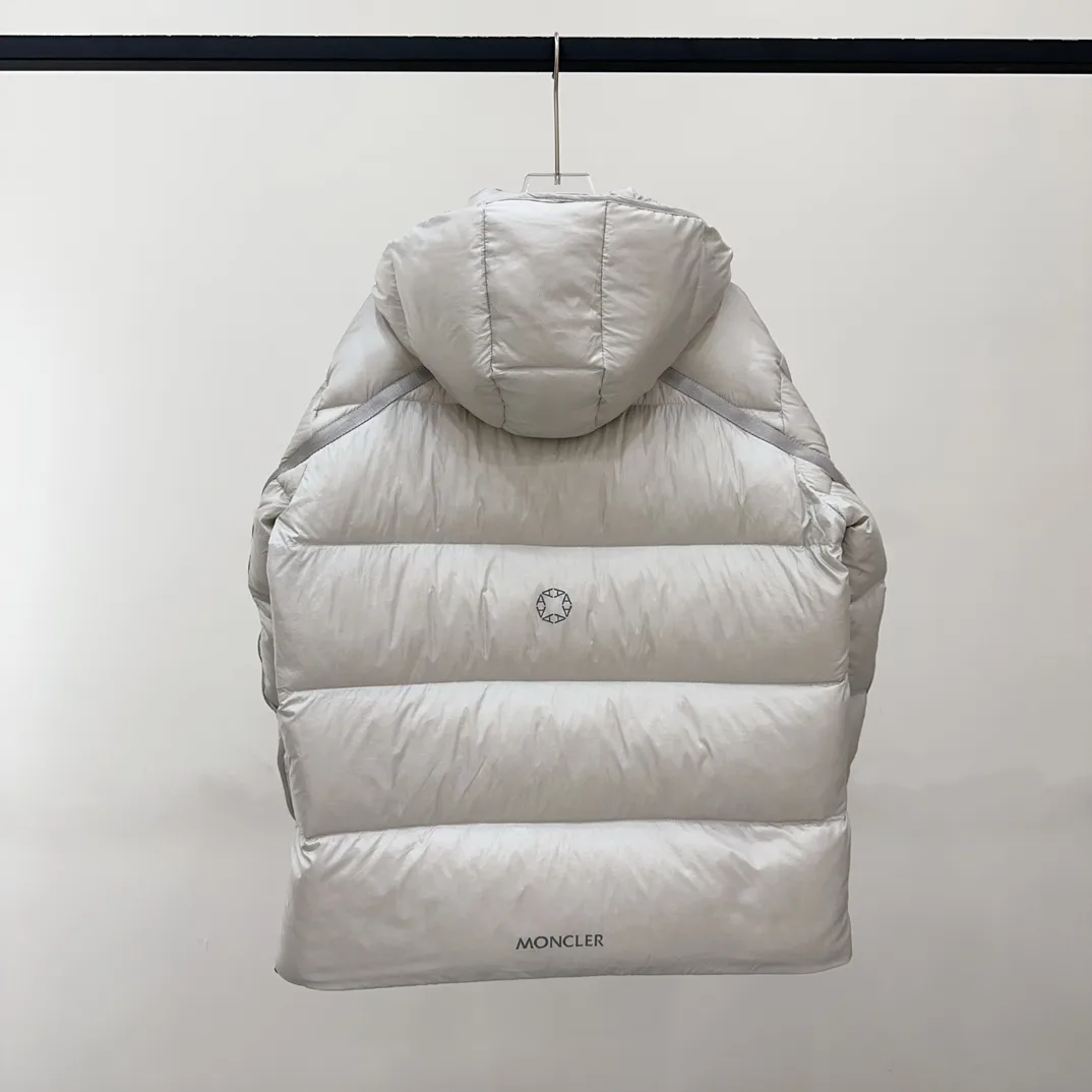 Moncler x 1017 ALYX 9SM Williams Down Jacket D56018957 — view 3