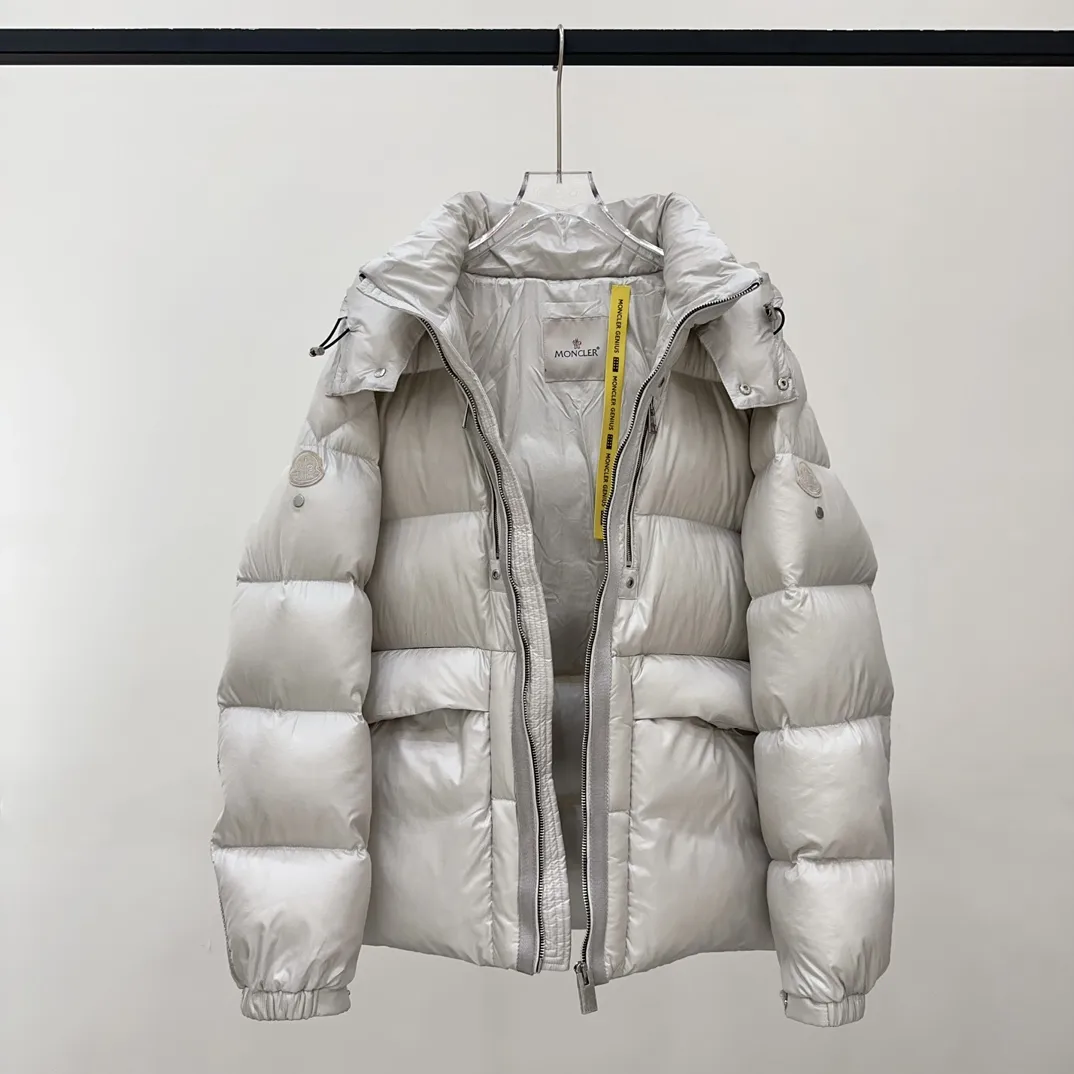 Moncler x 1017 ALYX 9SM Williams Down Jacket D56018957 — view 5