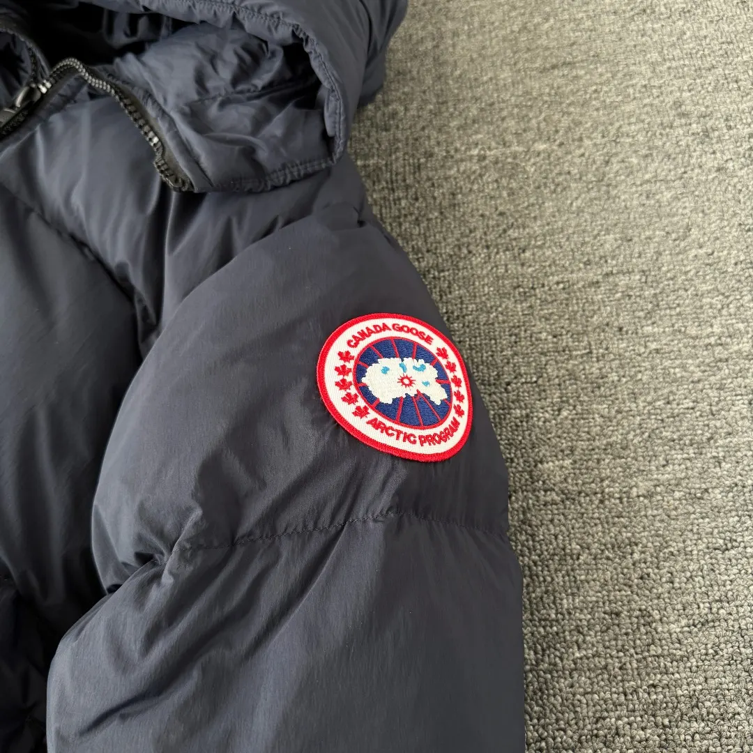 Lawrence Hooded Down Puffer Jacket D57023550 — view 4