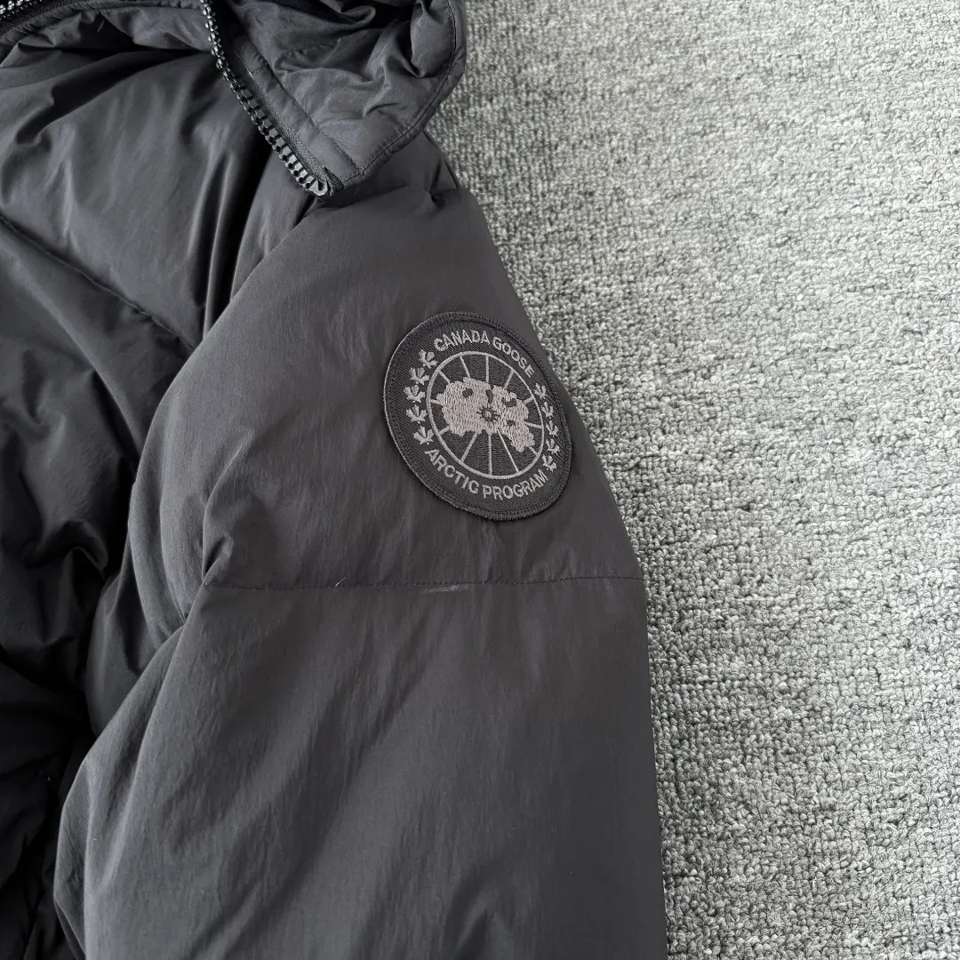 Lawrence Down-Filled Puffer Jacket D57023552 — view 5
