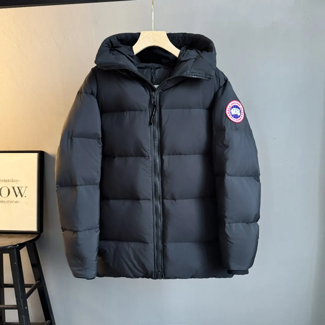 Lawrence Hooded Down Puffer Jacket D57023551