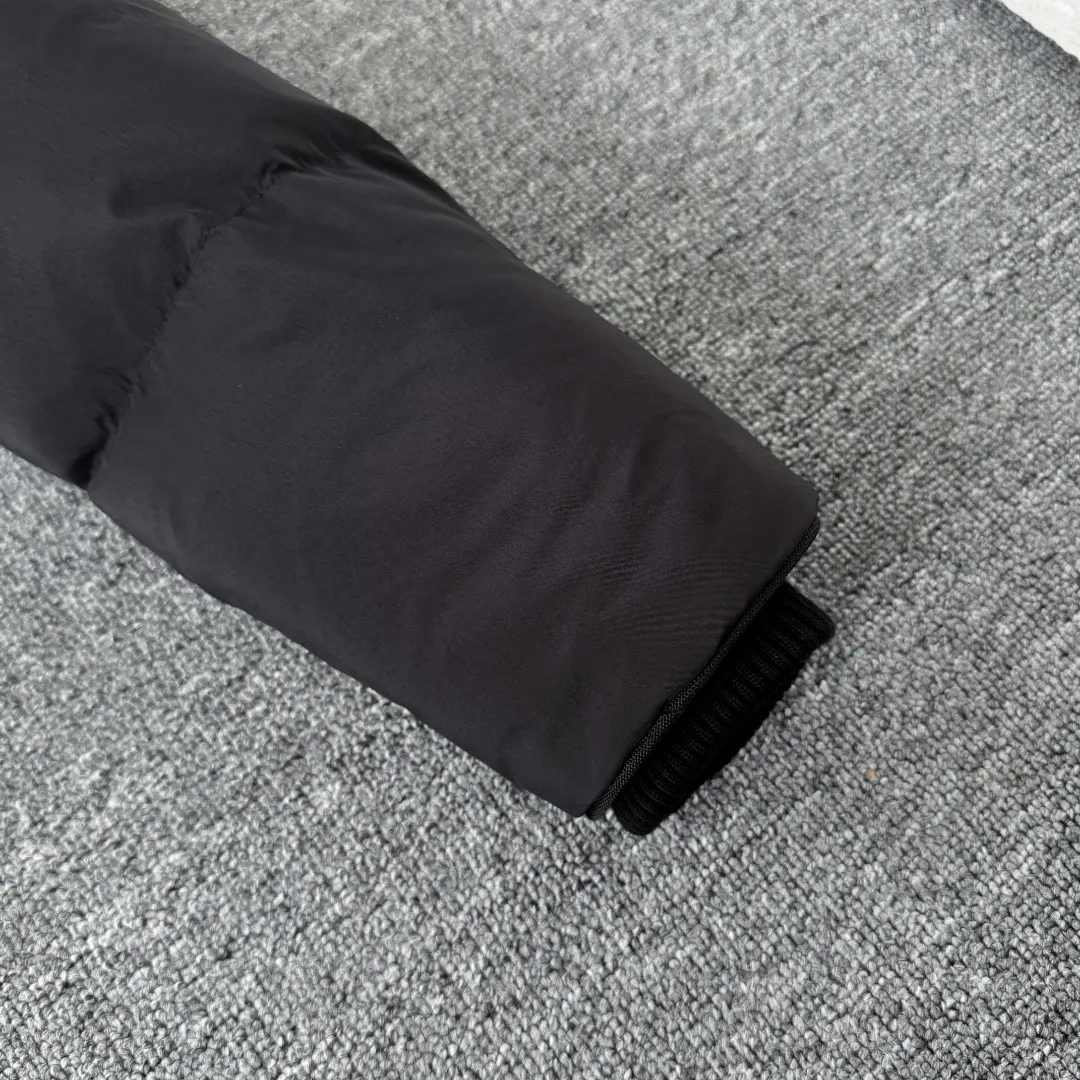 Canada Goose Lawrence Down-Filled Puffer Parka D61023554 — view 6