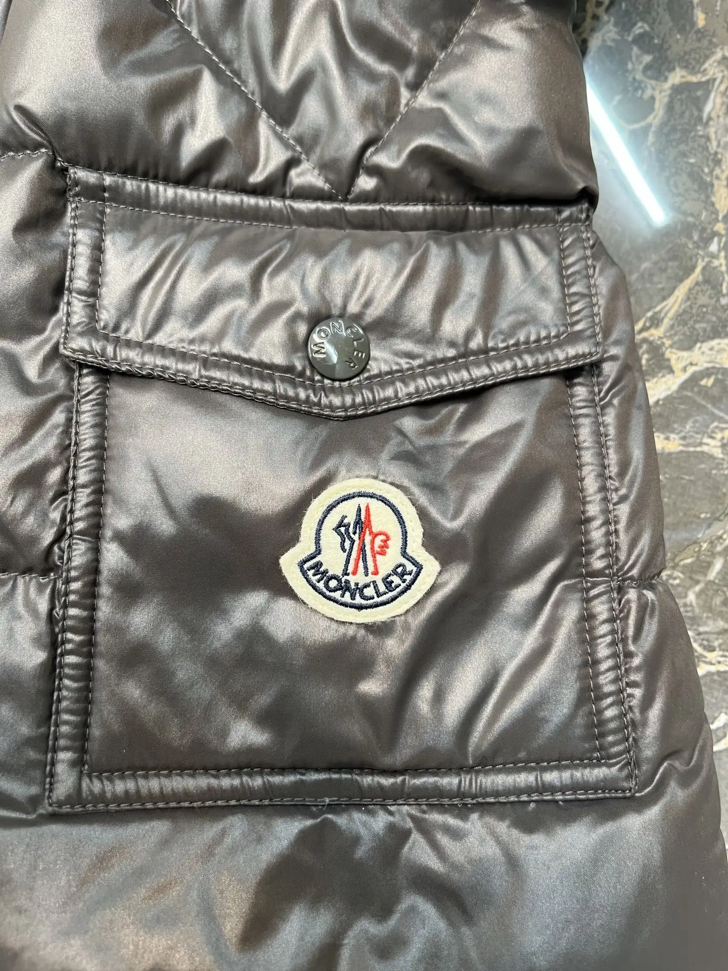 Maya Glossy Hooded Down Puffer Jacket D64019131 — view 8