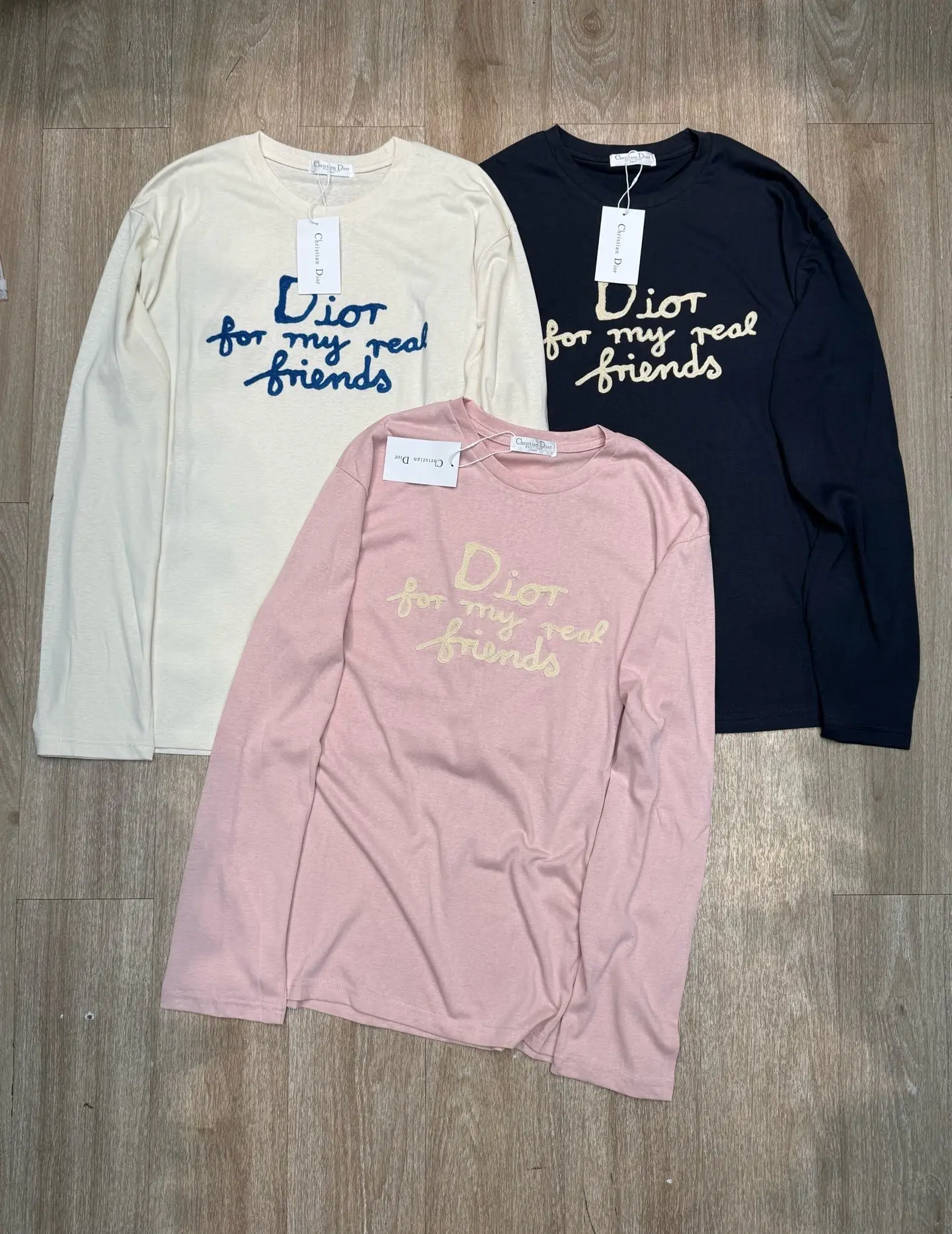 Embroidered Logo Long-Sleeve T-Shirt D6915647