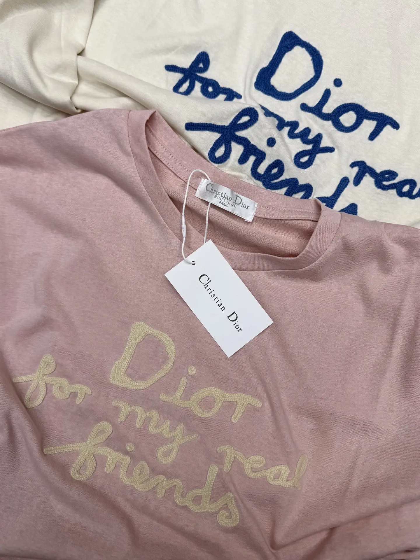Embroidered Logo Long-Sleeve T-Shirt D6915647 — view 3