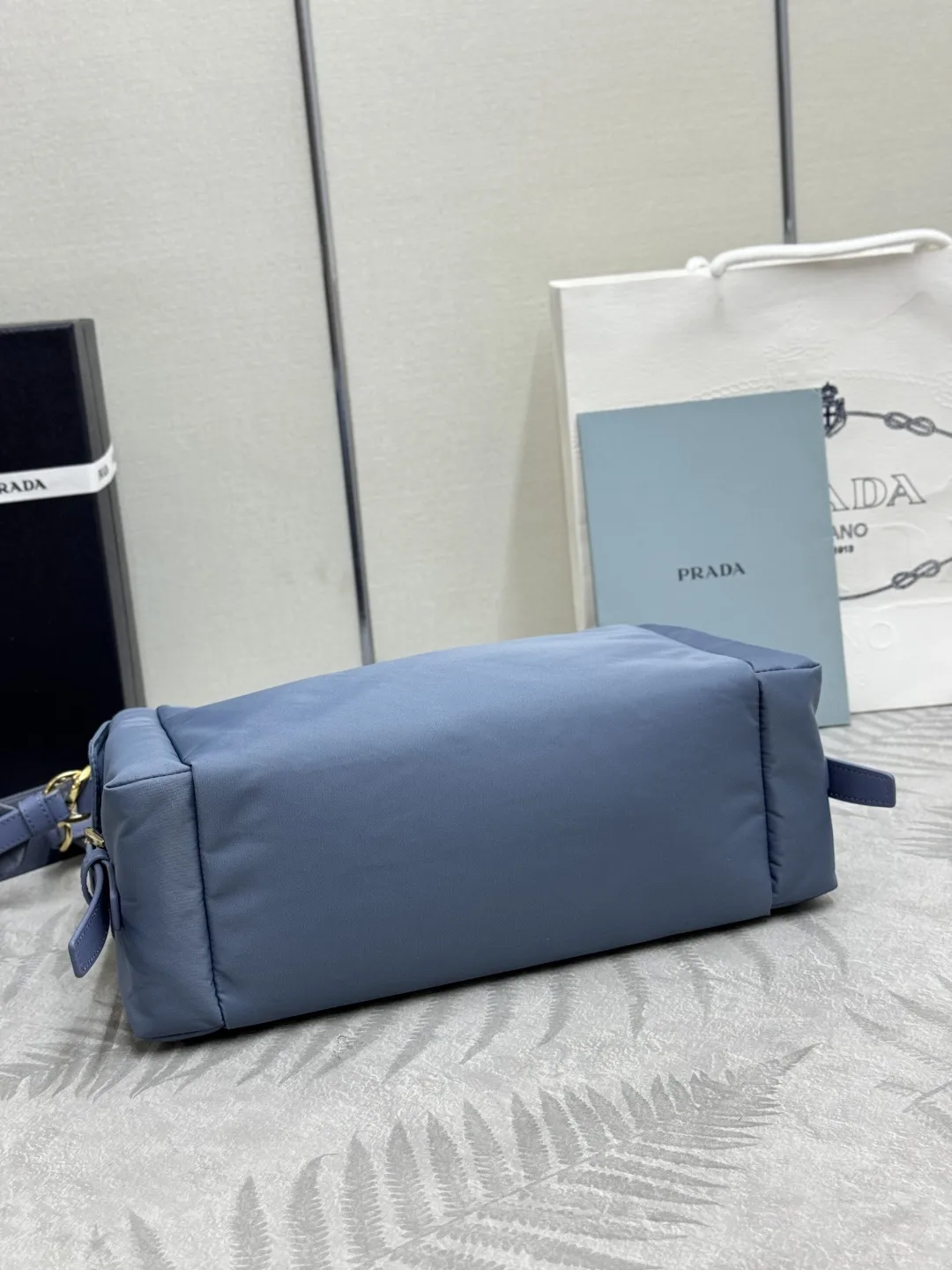 Re-Nylon and Leather Shoulder Bag D76017743 — view 6