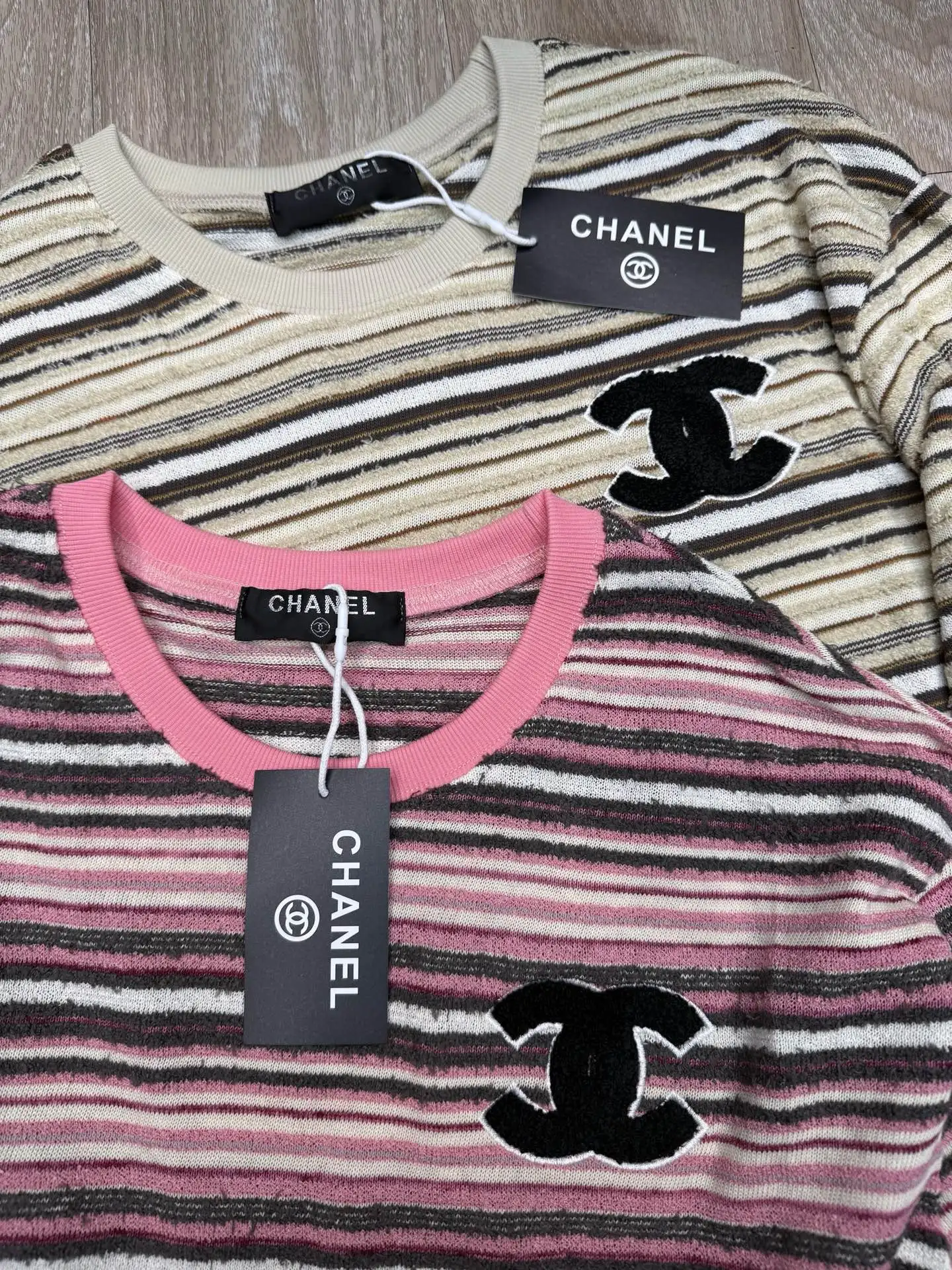 Striped Terry-Knit Long-Sleeve Top D8515667 — view 3