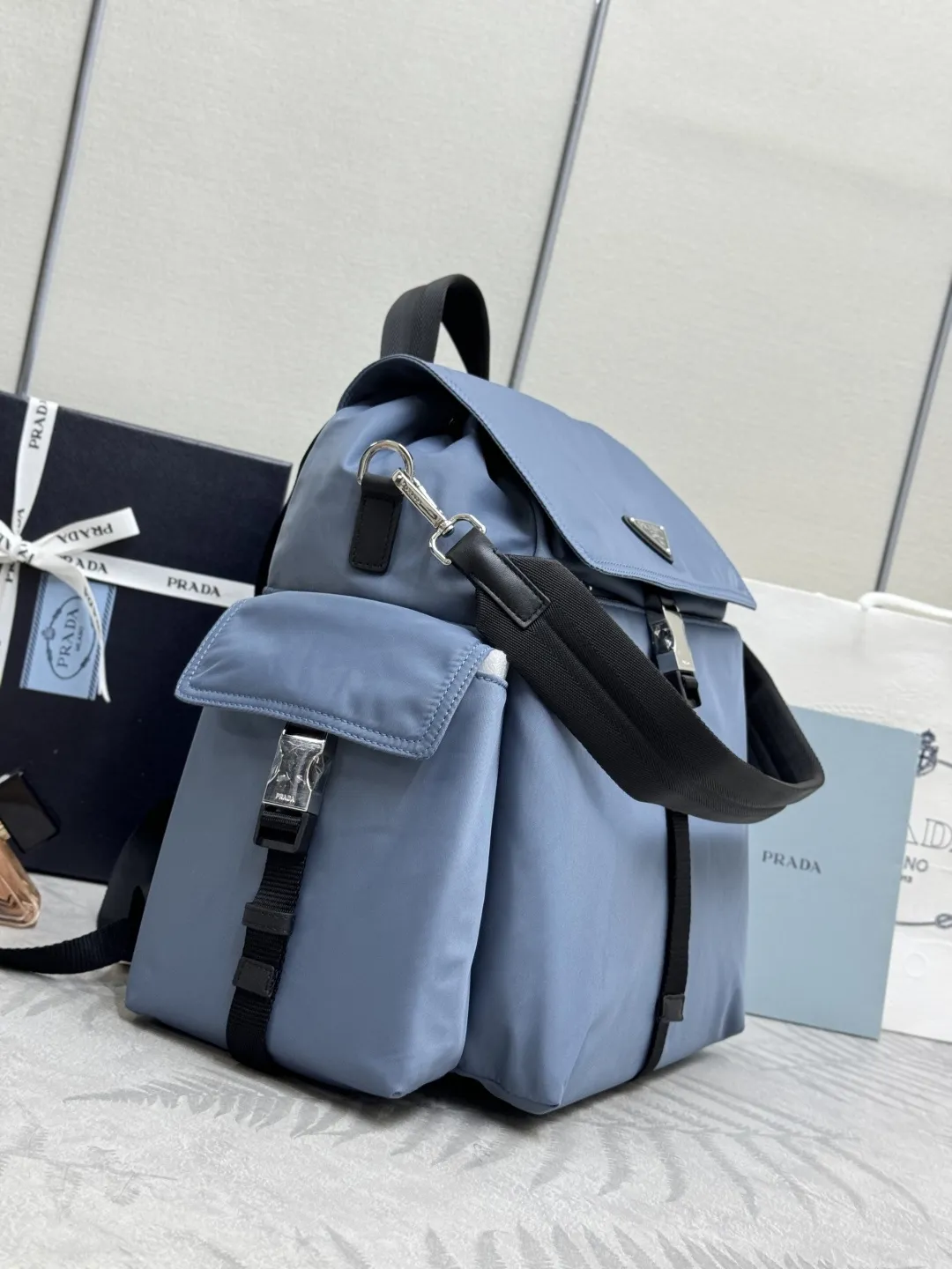 Re-Nylon and Leather Explore Backpack D88017744 — view 4