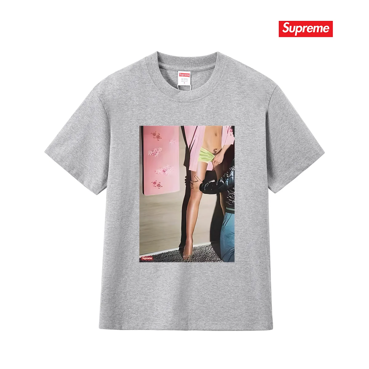 Supreme Model Graphic Print T-Shirt D4015364 — view 5
