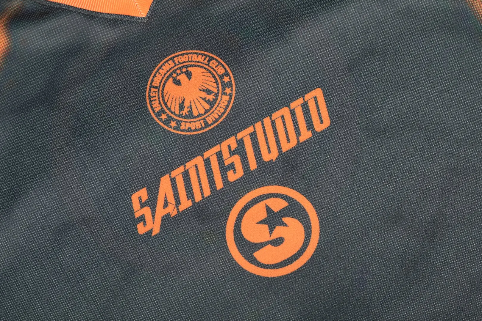 Saint Michael Graphic Print V-Neck Jersey D8811515 — view 5