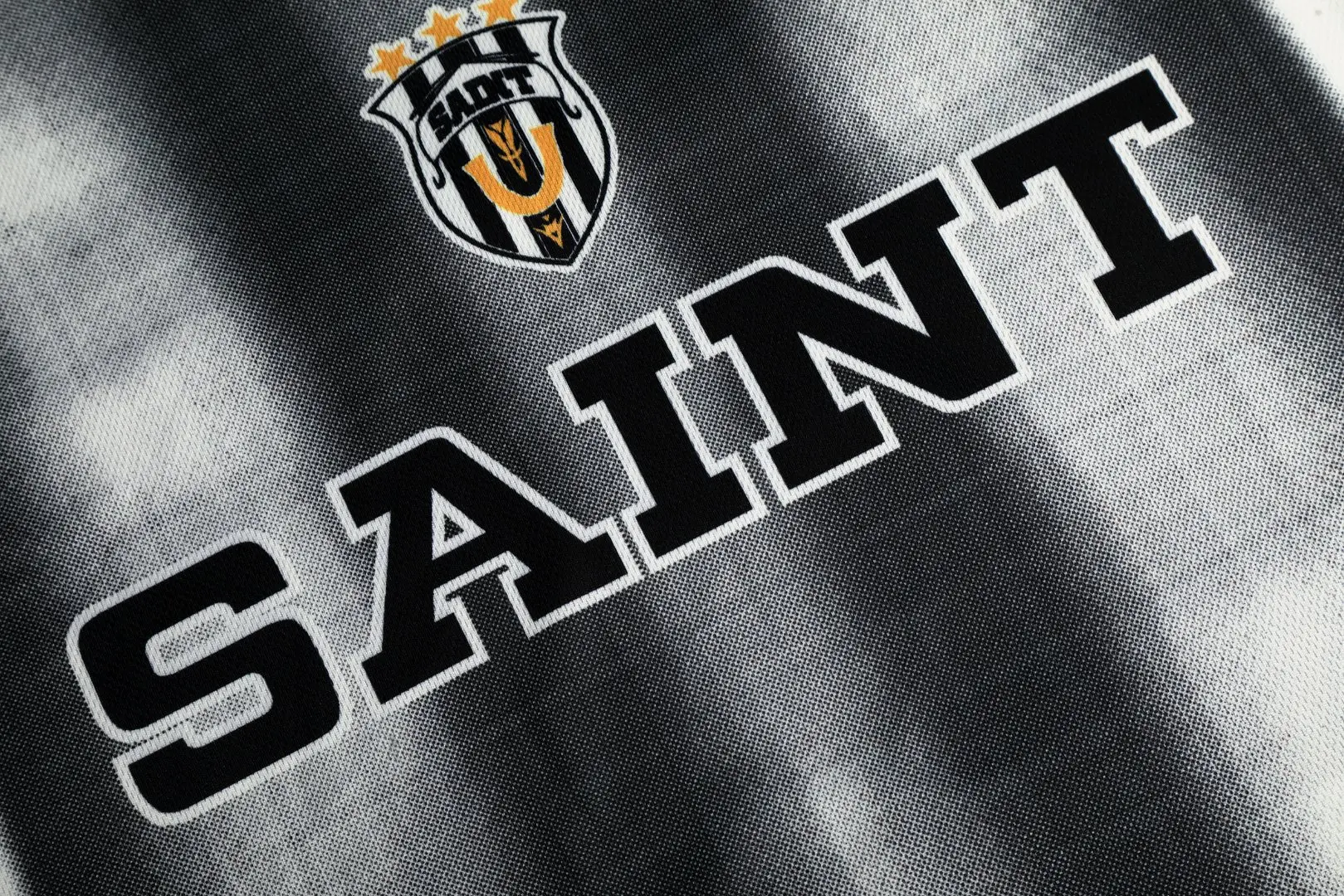 Saint Michael Graphic Print V-Neck Jersey D8811514 — view 5