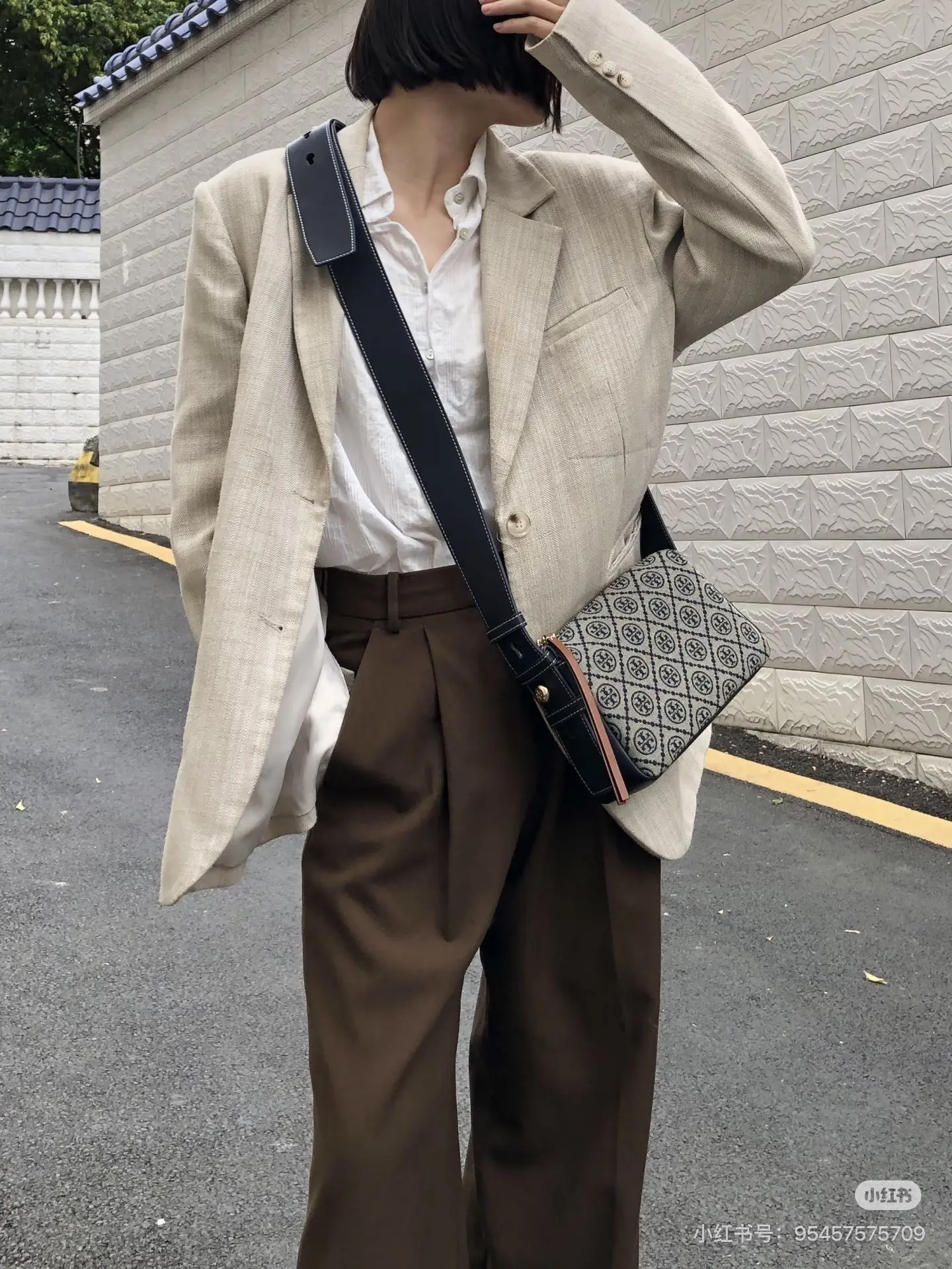 T Monogram Box Crossbody Bag D30018289