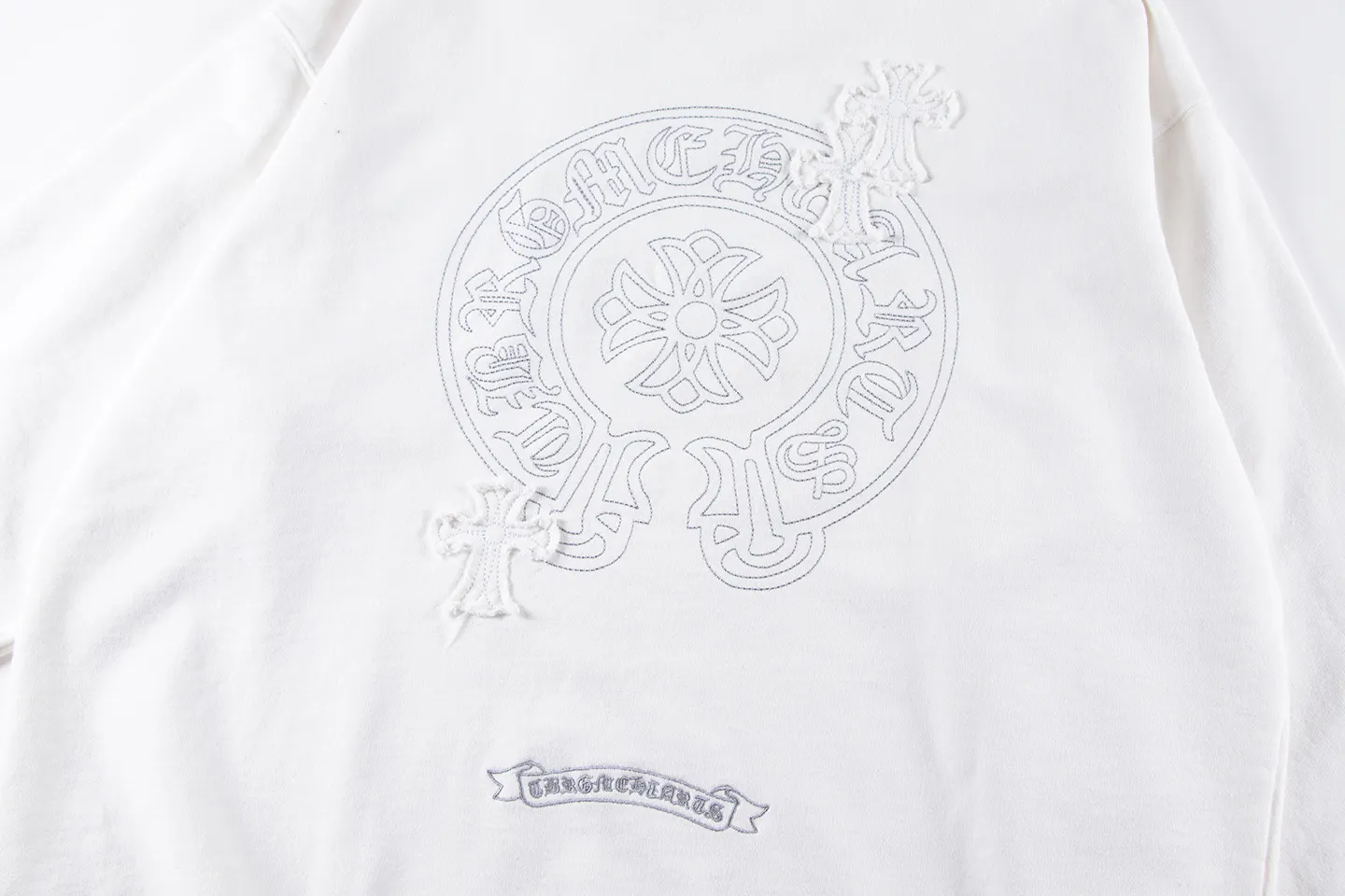 Embellished Cross Patch Crew-Neck Sweatshirt D12515529 — view 5