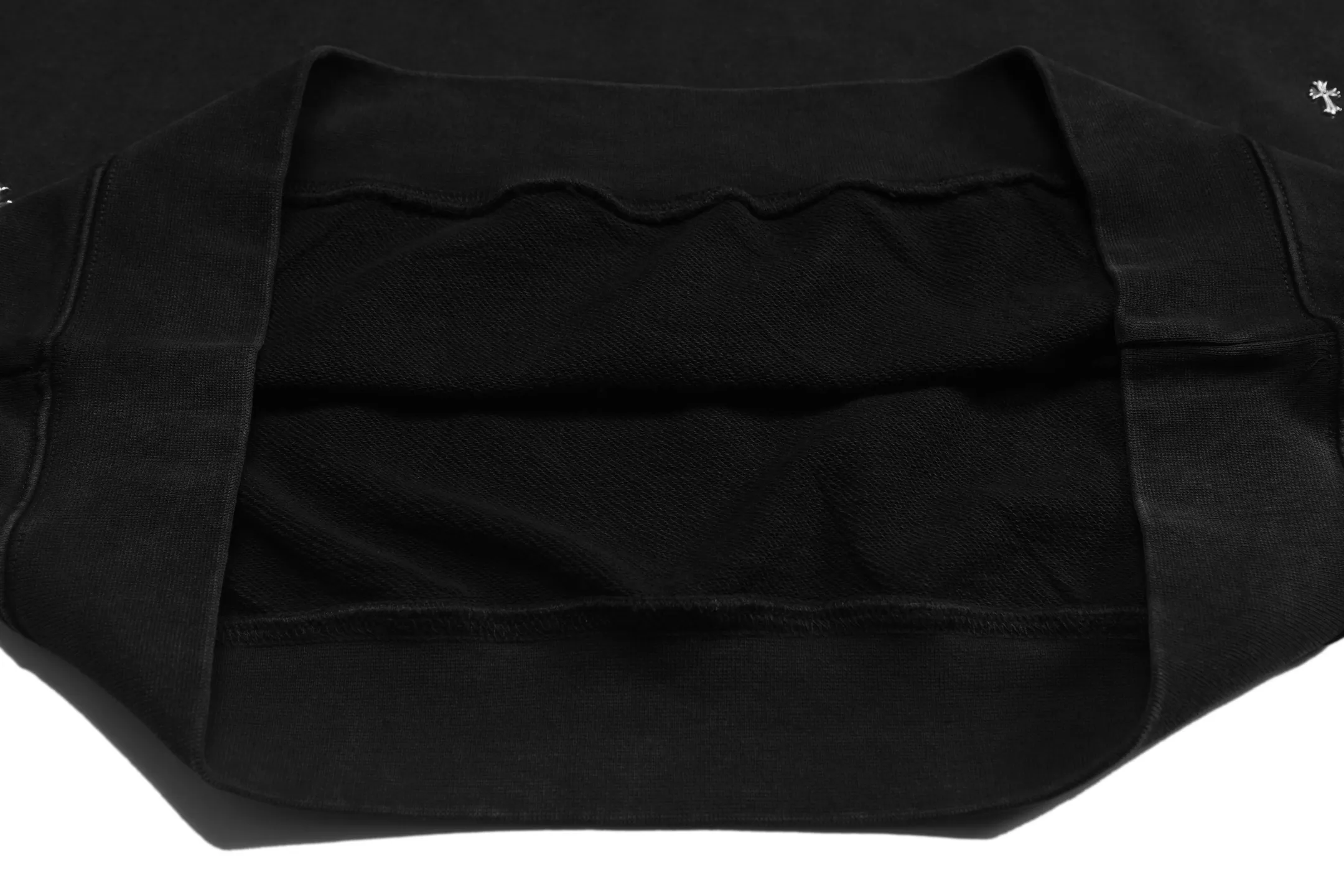 Studded Cross Crew-Neck Sweatshirt D12815528 — view 7