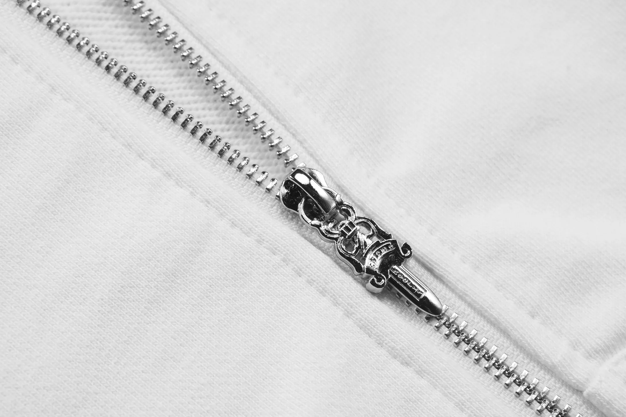 Horseshoe Logo Zip-Up Hoodie D13515517 — view 7