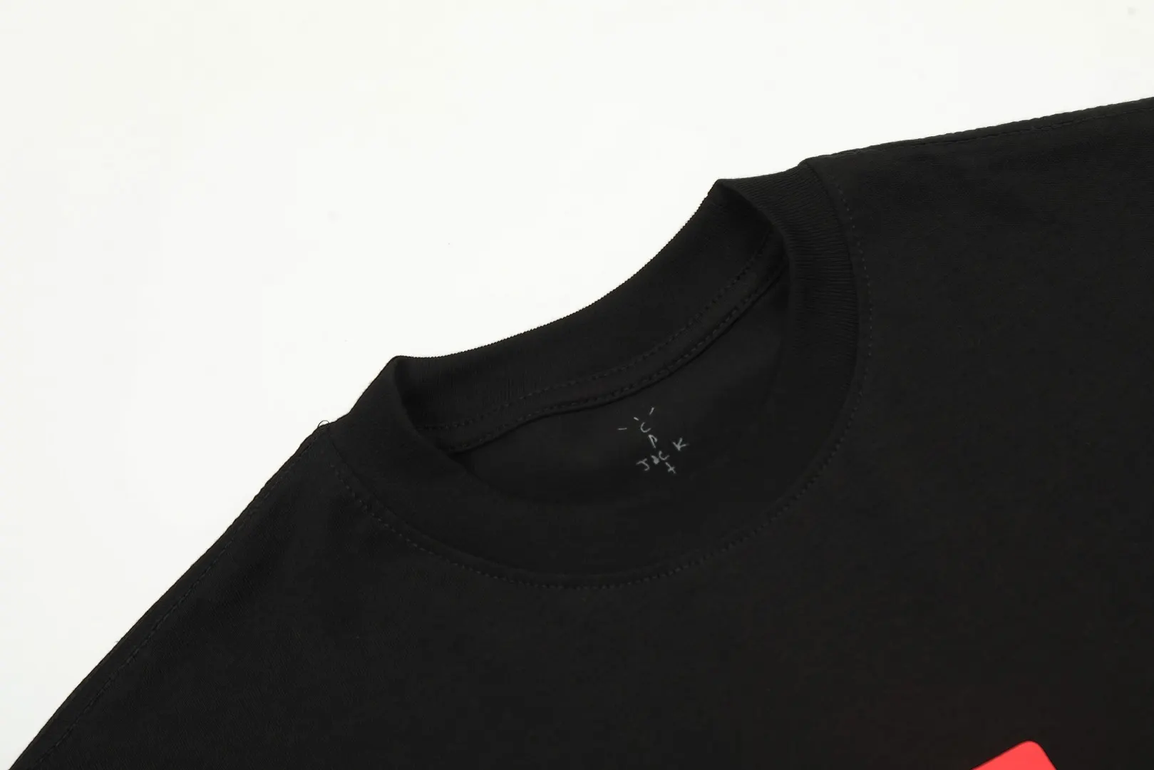 Cactus Jack x McDonald's Puff Print T-Shirt D7911535 — view 6